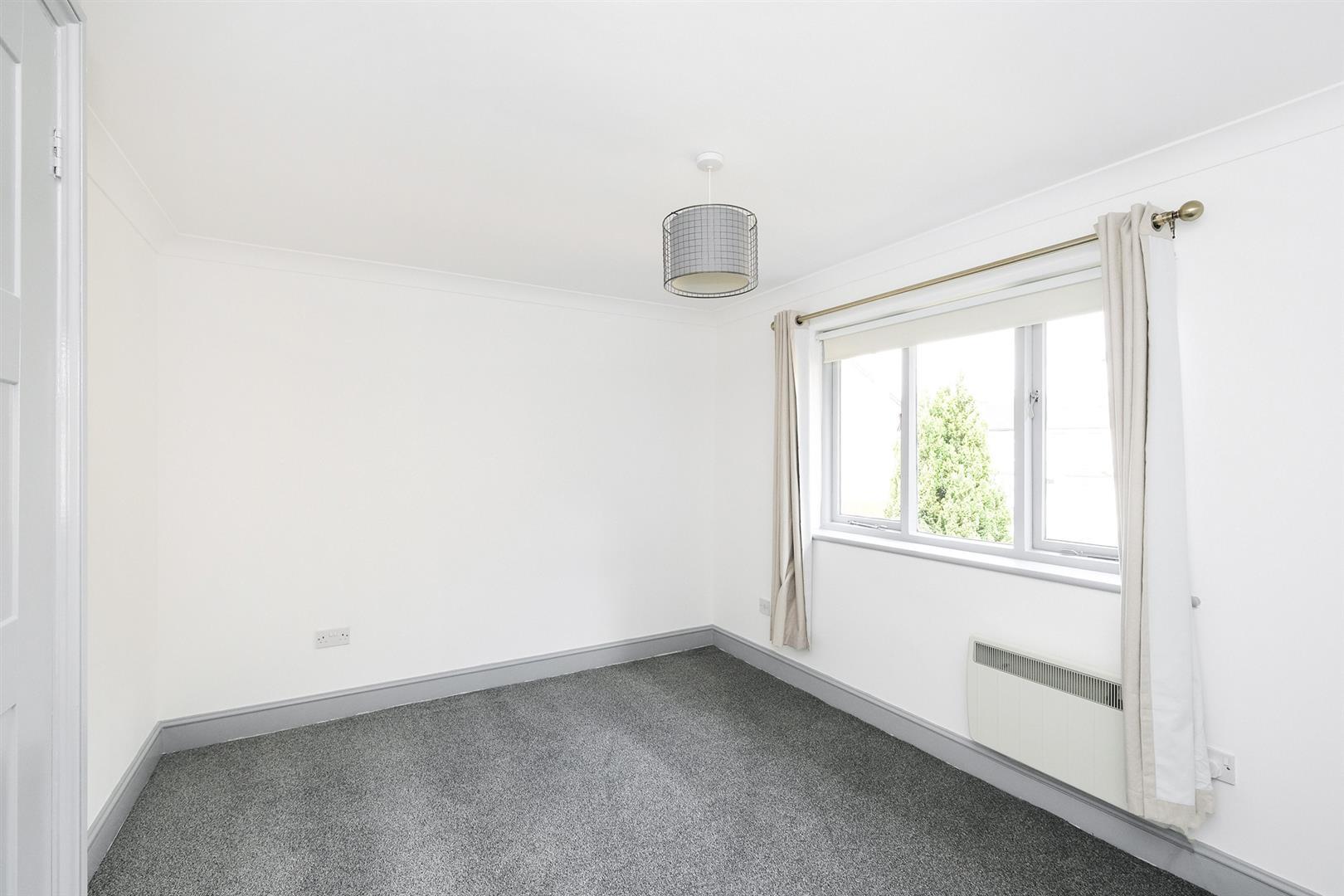 Property Image e0c50ee8-47b7-4152-b45e-57586763f8a7