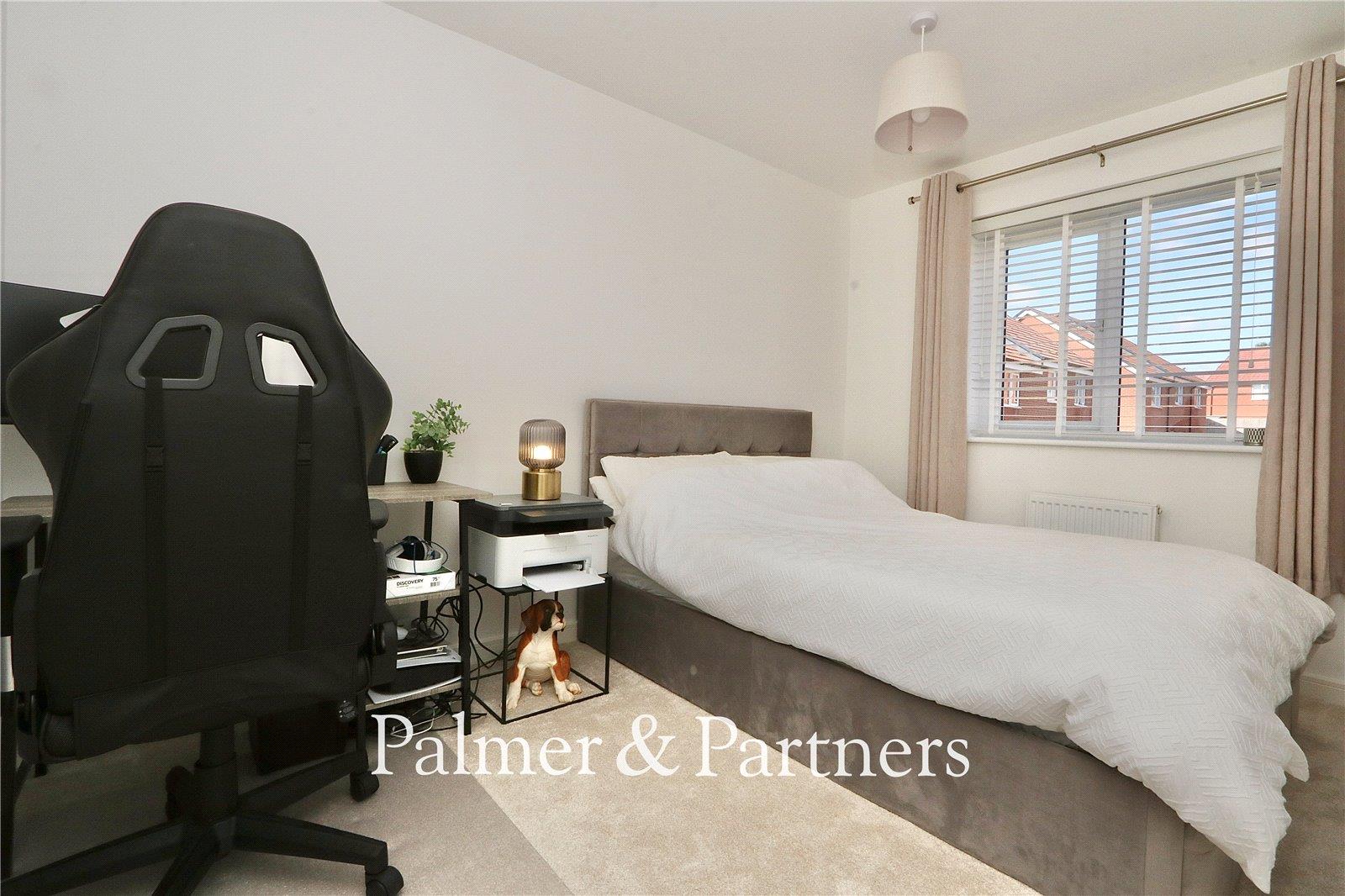 Property Image e0c72cda-22f8-43c2-a4b8-657c34d16e41