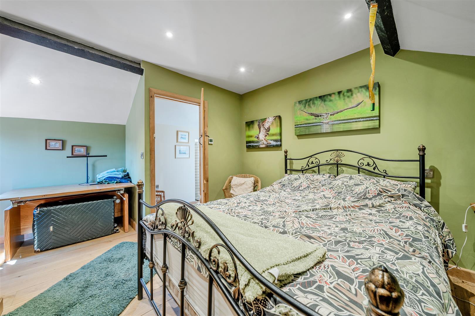 Property Image e0cbdb5d-00af-4fff-81fb-0c50718bf5c7