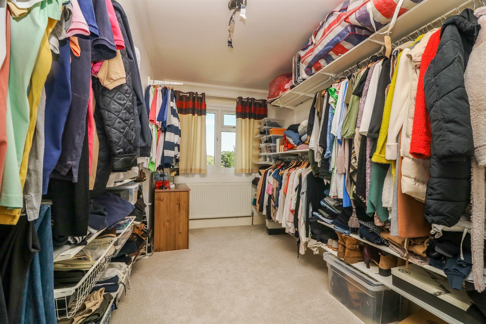 Property Image e0d46a1f-0e31-44ce-92a8-c988538590eb