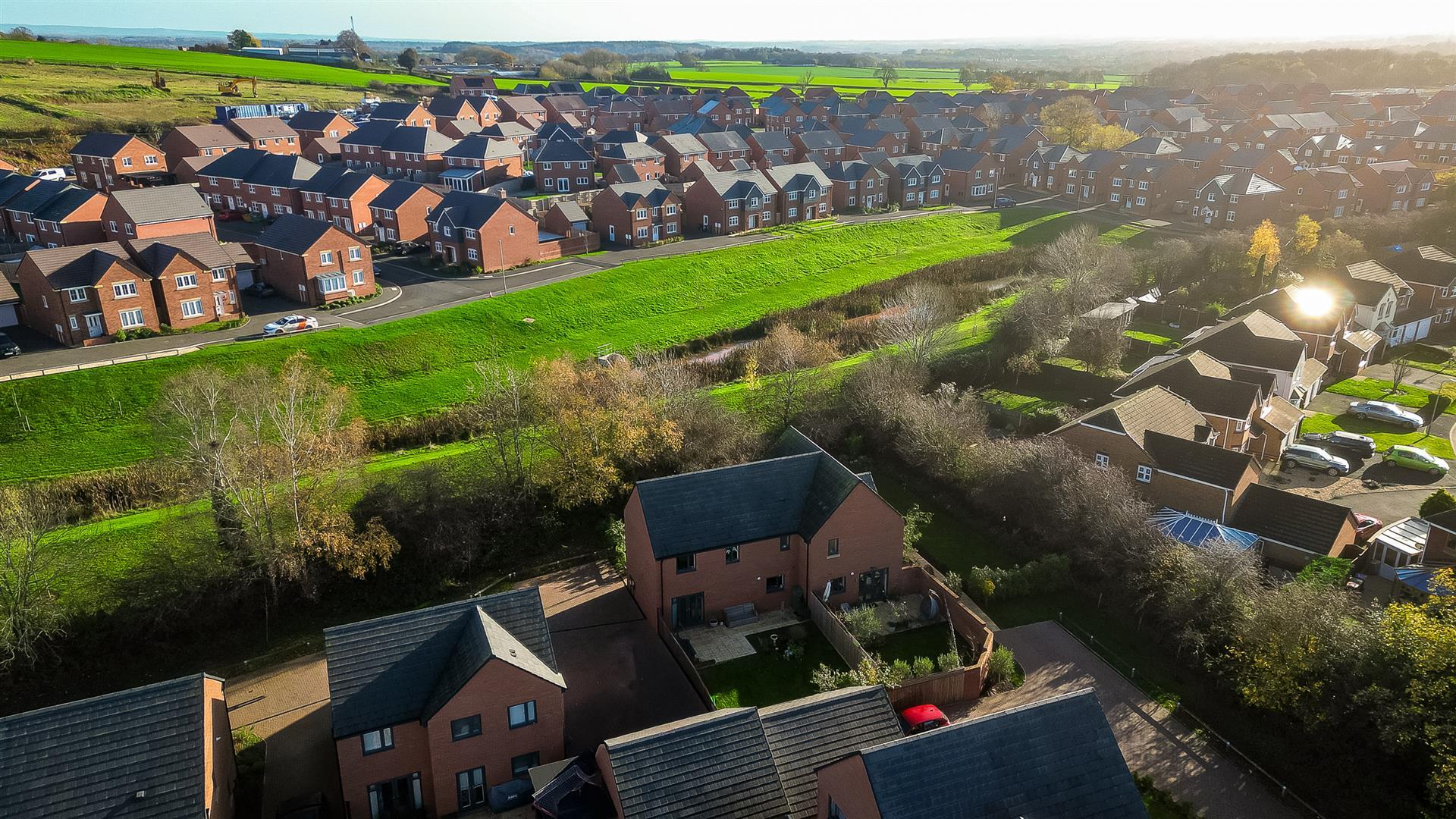 Property Image e0db462d-4cc0-45d5-964f-c253ffe52b24