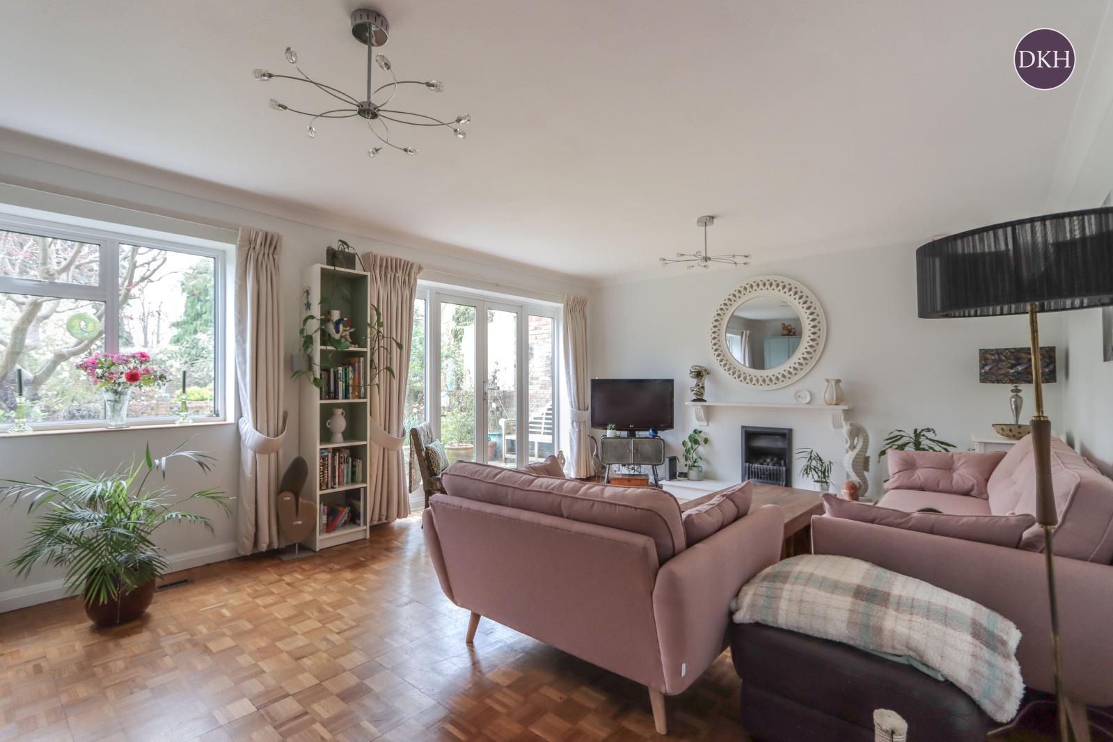 Property Image e0e01500-fbd7-45fa-8171-ed391b0ddced
