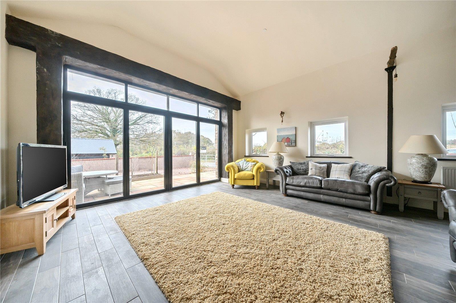 Property Image e0e3a2d8-44ae-43a5-8775-4d81031371a9