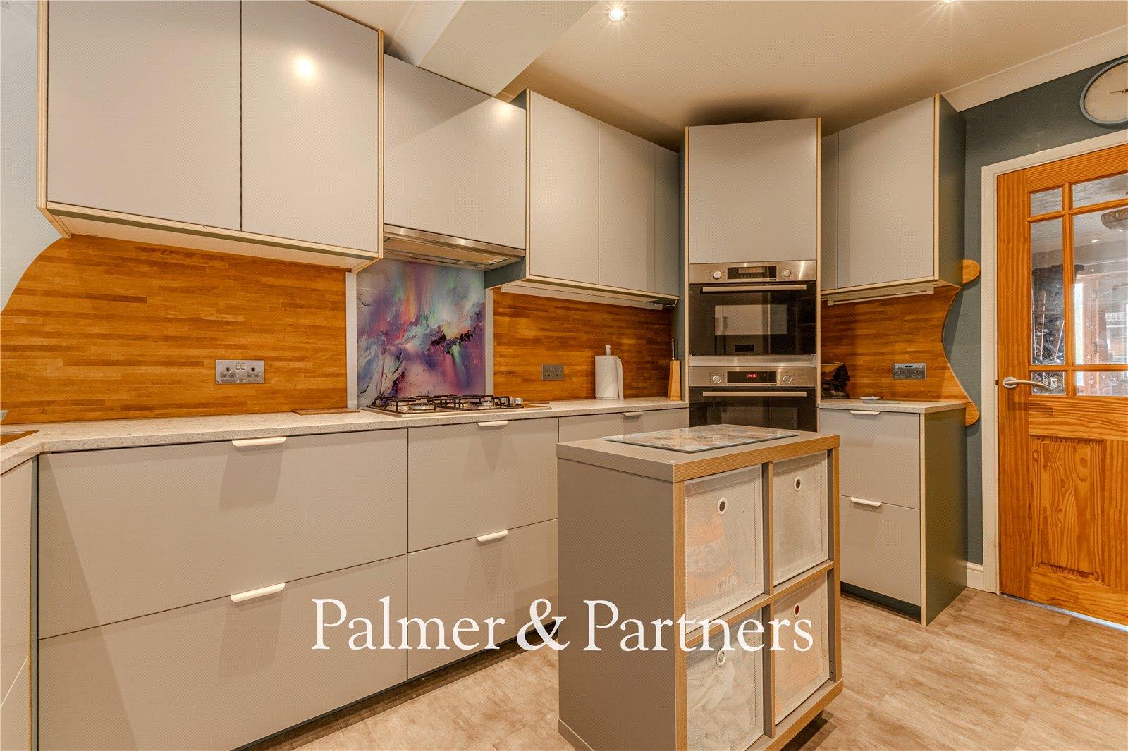 Property Image e0e68b46-9dbb-49ac-b9bb-6b256c0fbe24