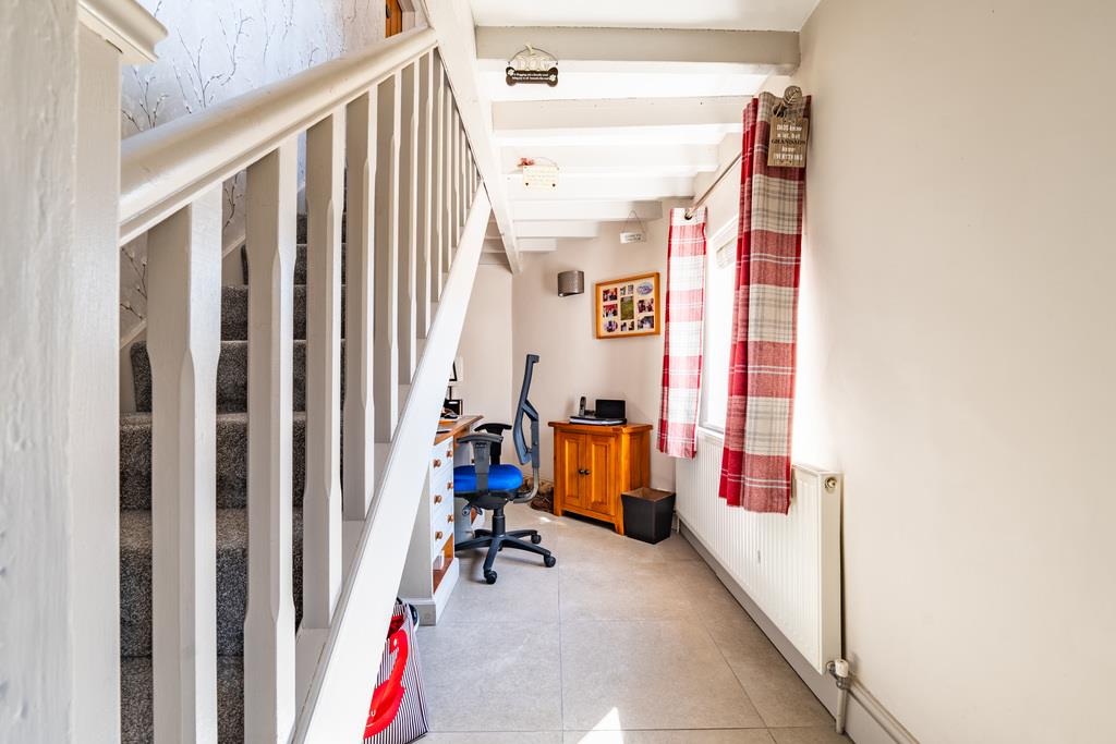 Property Image e0f27437-681a-459d-8a7f-c935bb8ae624