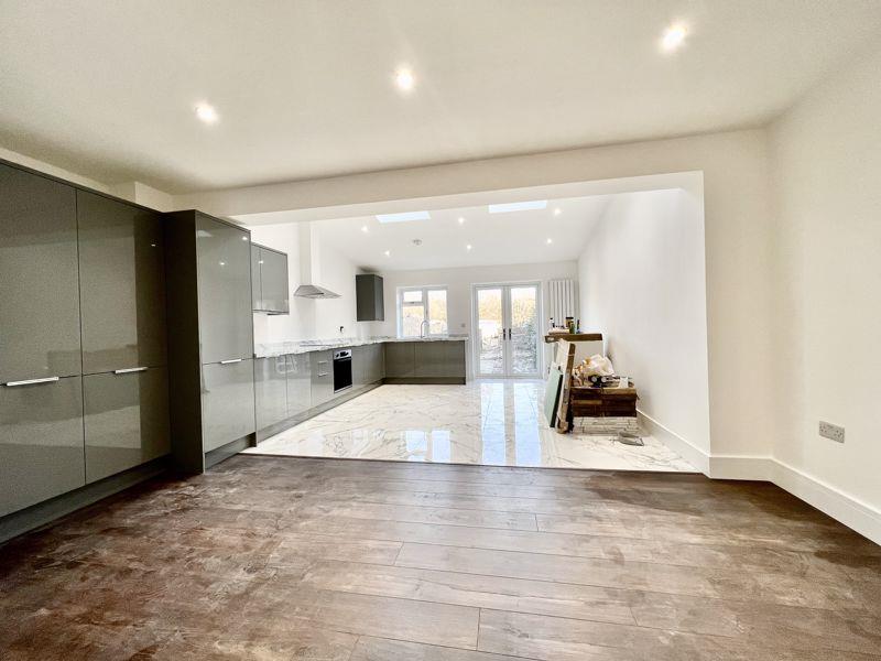 Property Image e0fb1e1e-645a-4e8d-8335-6b2ab27726d1