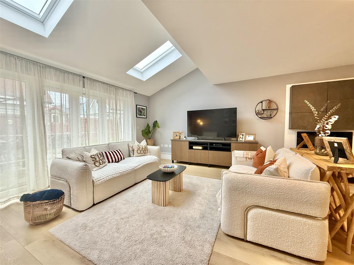Property Image e1036a17-6db8-4b67-a796-66dae9d8efa0
