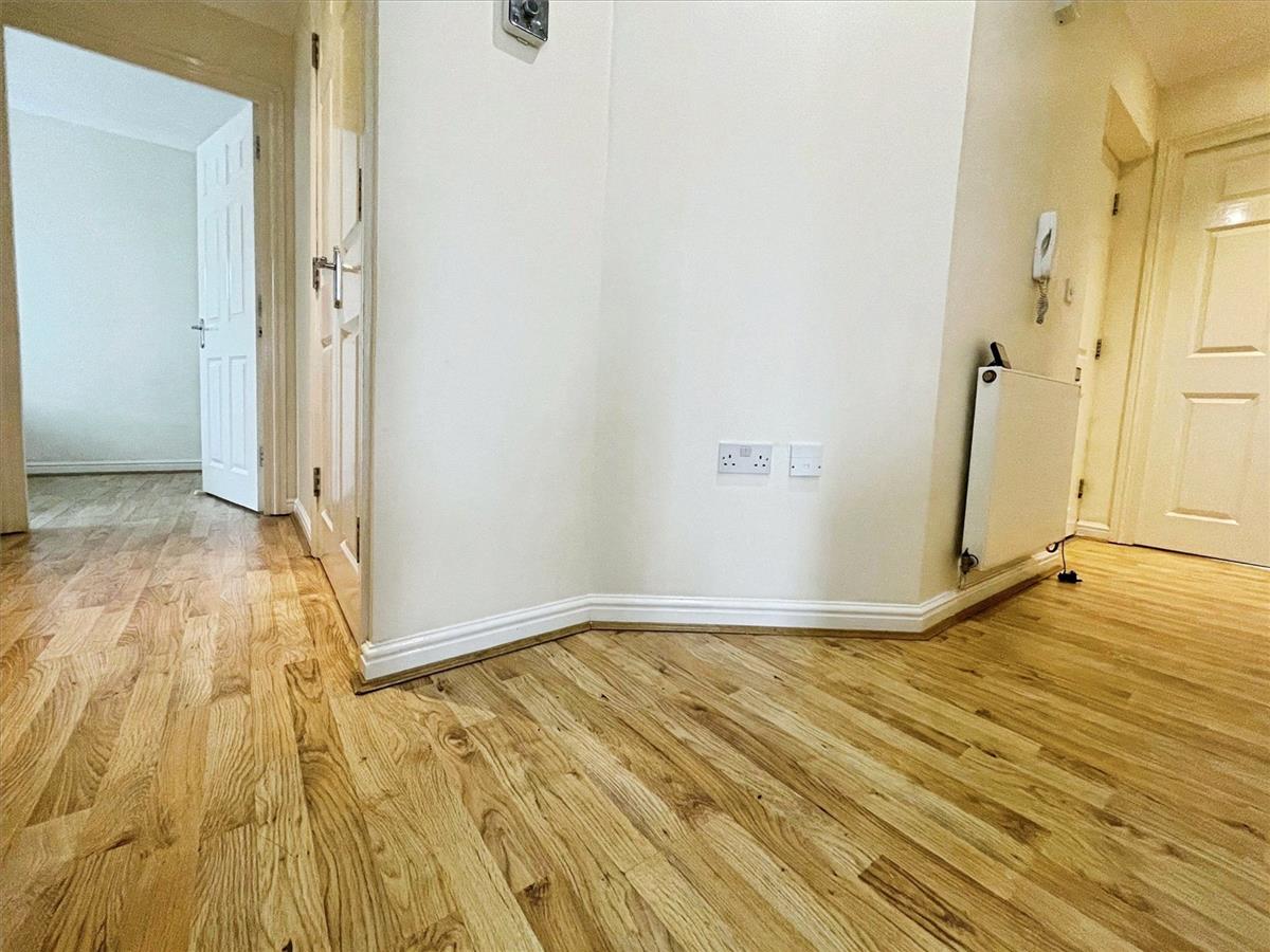 Property Image e119801f-a0b0-4ee2-ad27-f2ba60e63105