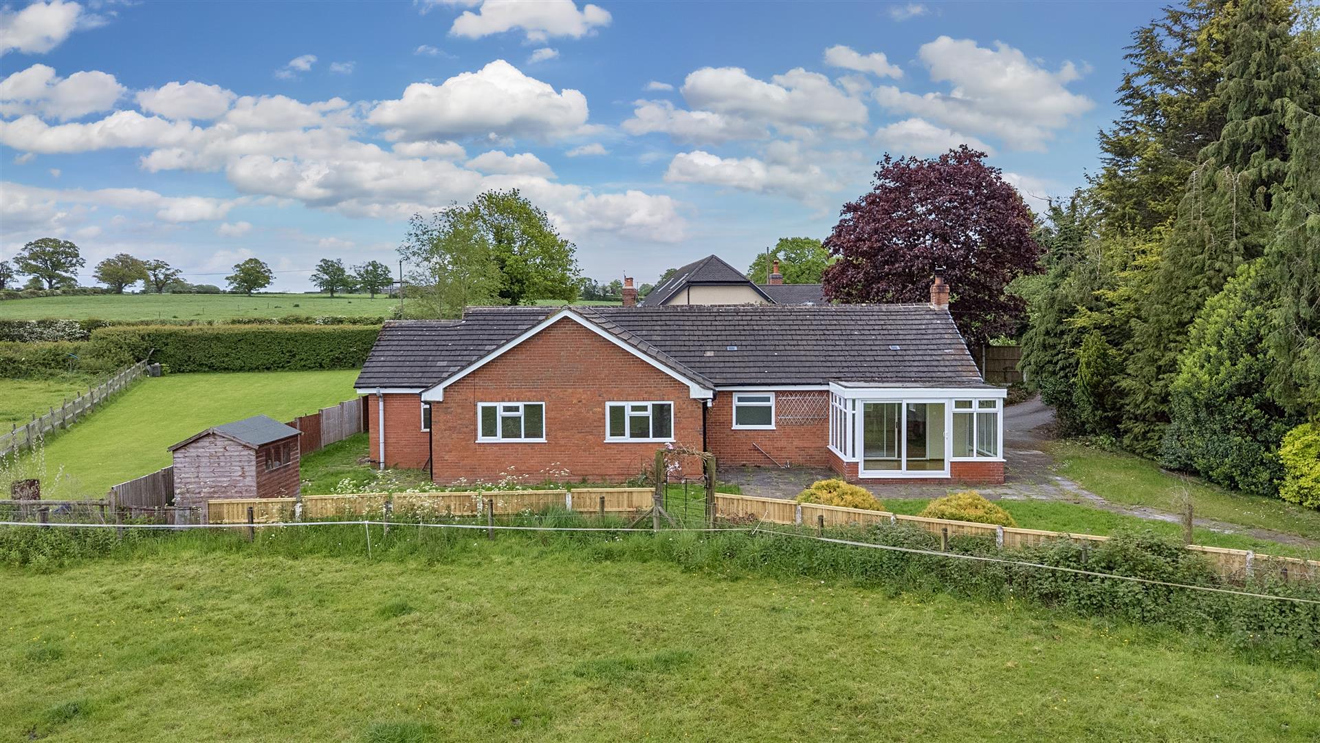 Property Image e12ce8a7-80ab-48db-a375-1fe426181b37
