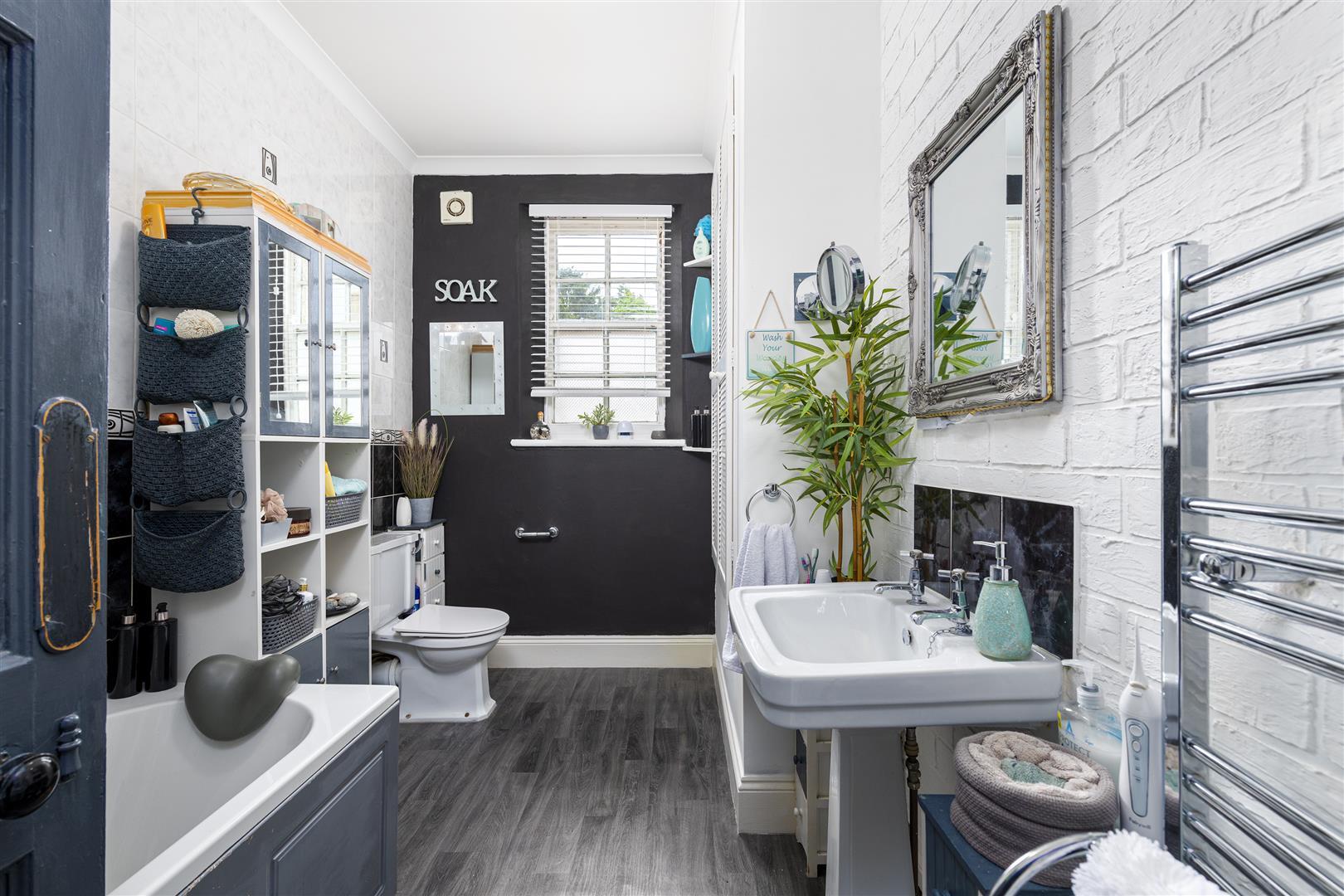 Property Image e12d6bbf-8e54-42db-a412-deb01436f0bc