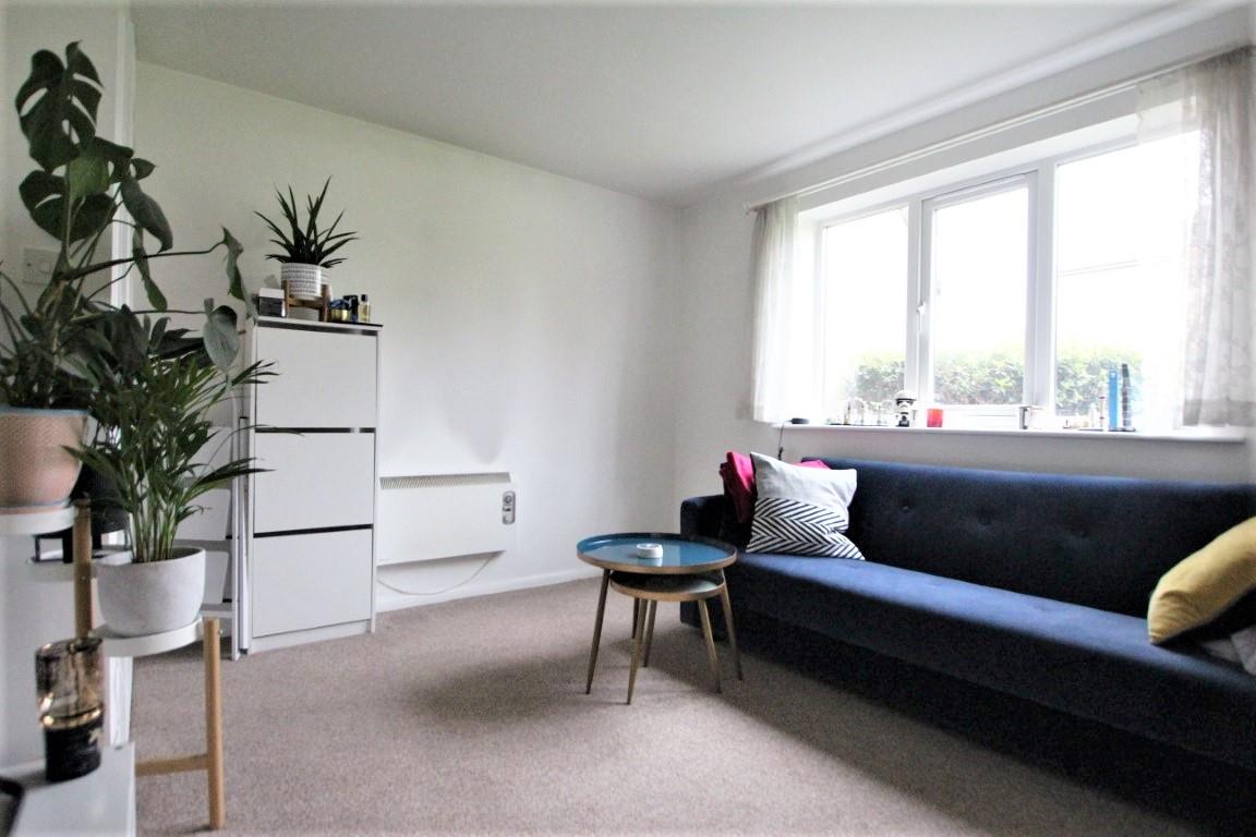 Property Image e130726f-f481-47c1-b273-8a25cfc8d4e9