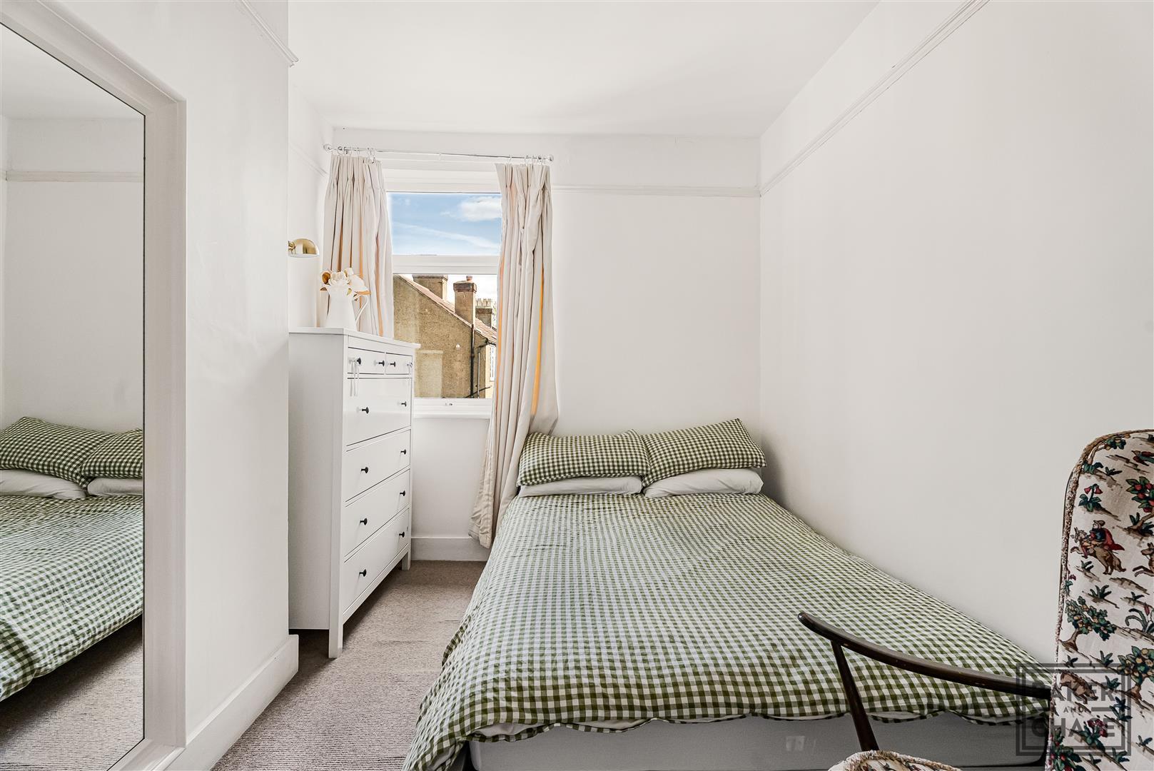 Property Image e1315a00-c6f9-4173-b7df-160ad11b6642
