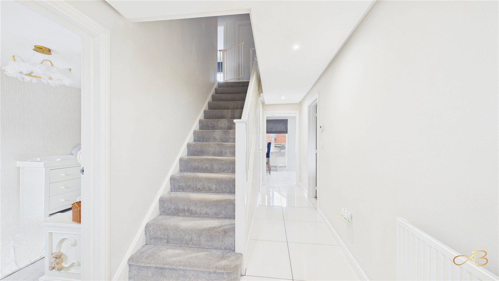 Property Image e137a796-1aea-452f-814c-13641577a423