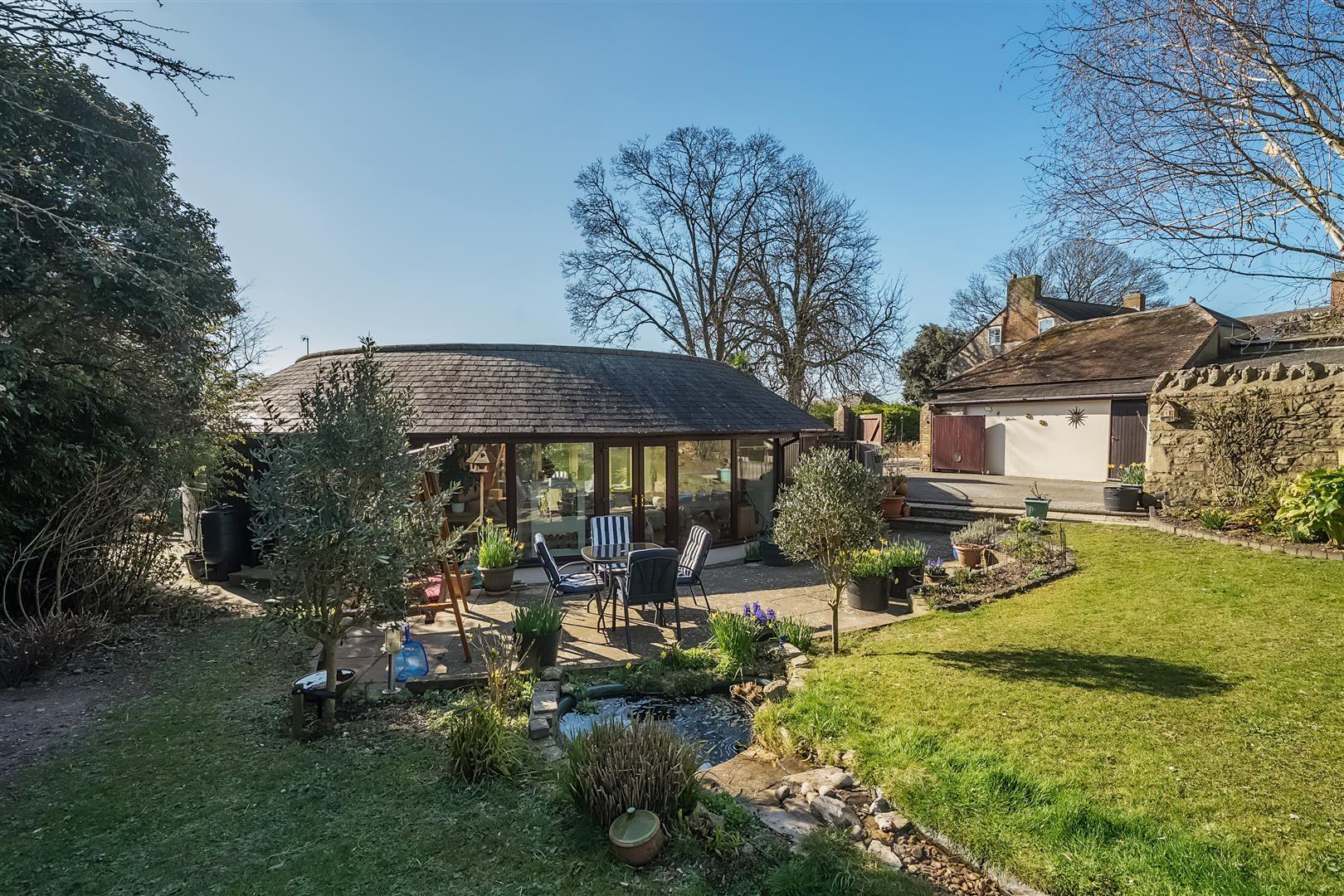 Property Image e13e7332-c922-4222-b0b9-2e800b95b544