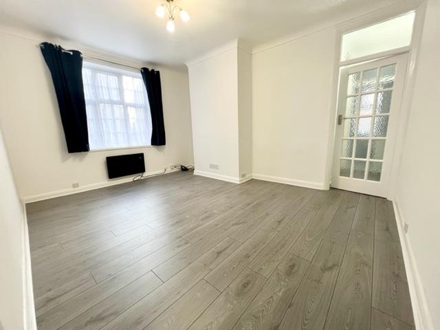 Property Image e14a2caa-93b1-4151-b609-00d46775489a