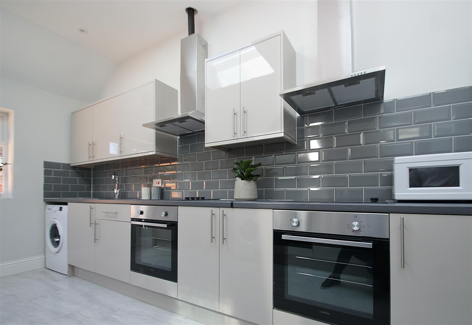 Property Image e14ae588-9928-4462-8f6a-038cdc9486a8