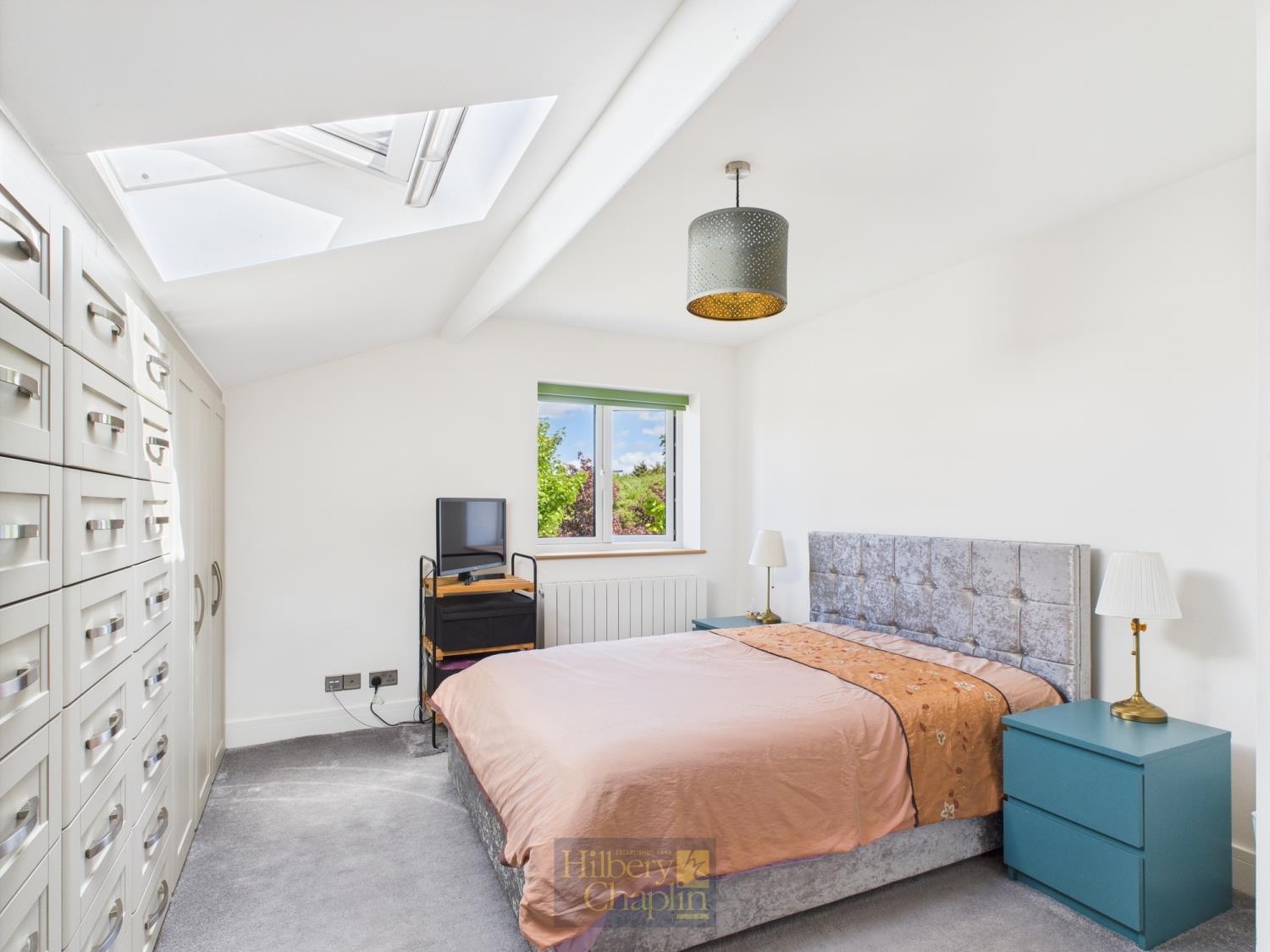 Property Image e14df3d0-a8aa-46ca-8979-f80c1fece8bf