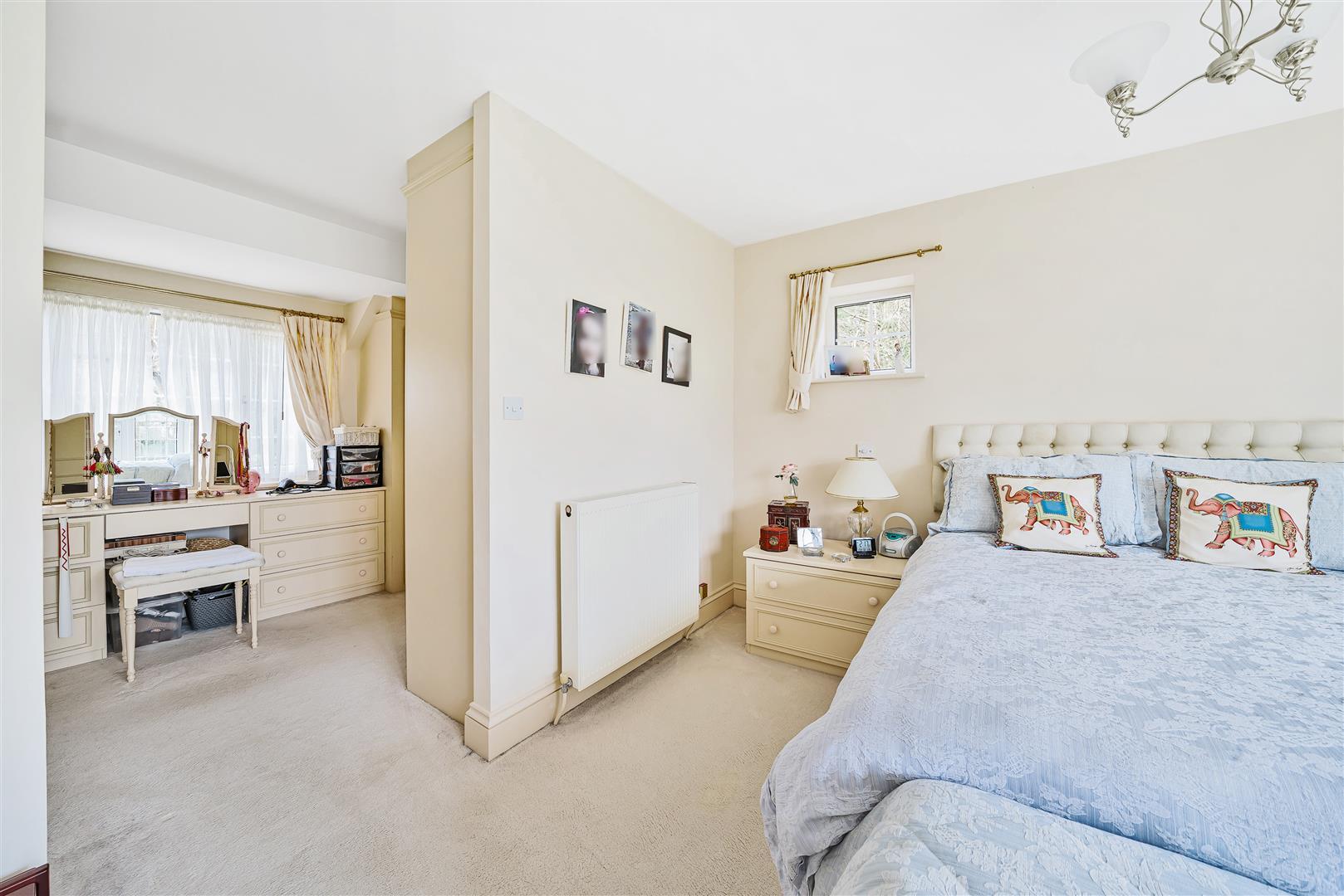 Property Image e15f71d4-3af1-41fb-aca4-075d9d95f617