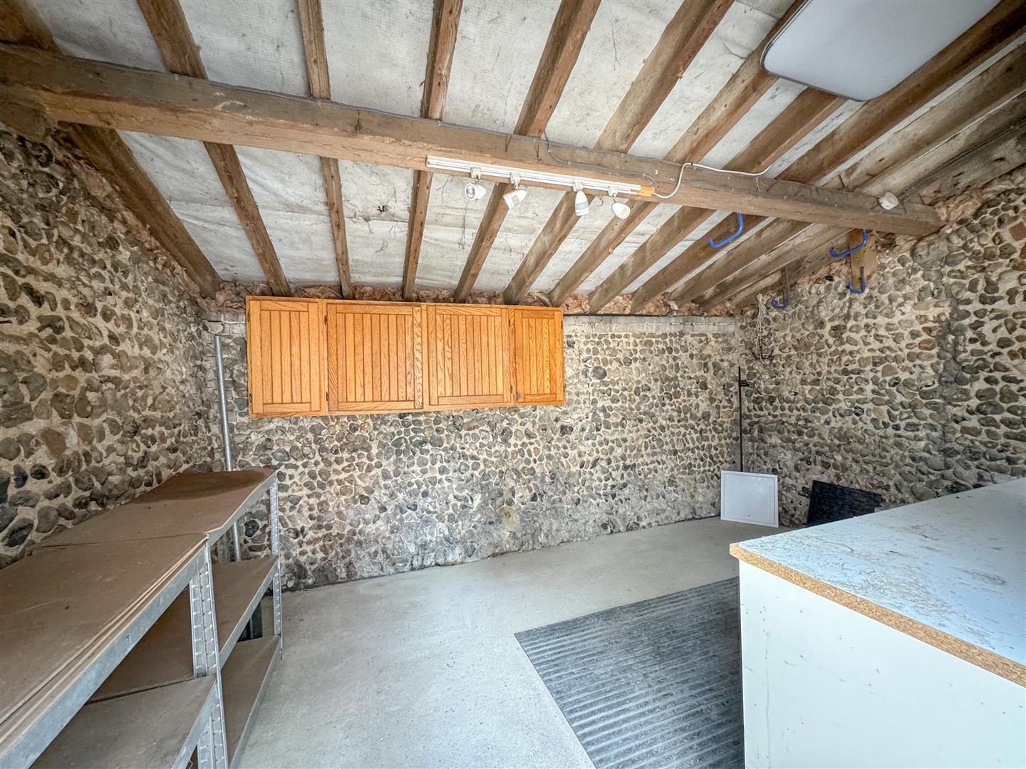 Property Image e160064d-ddbb-4170-9064-3bfdcc4c7ac0