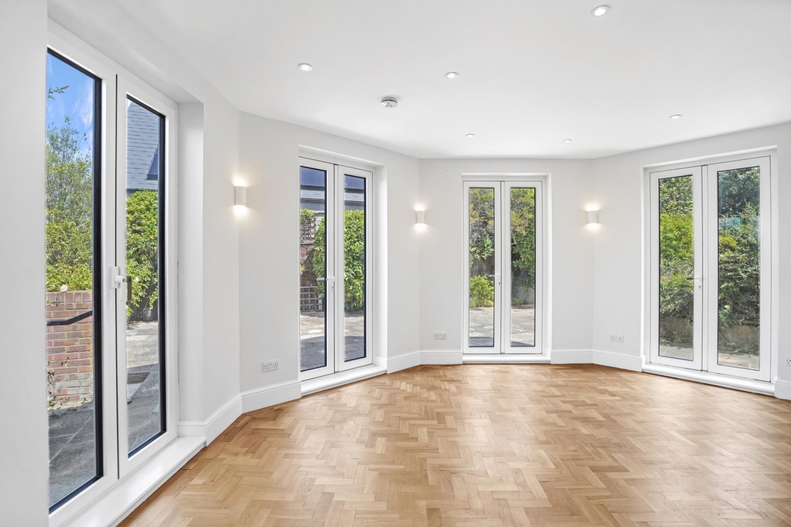 Property Image e16c68bb-f49b-41c1-b693-fc27888d735c