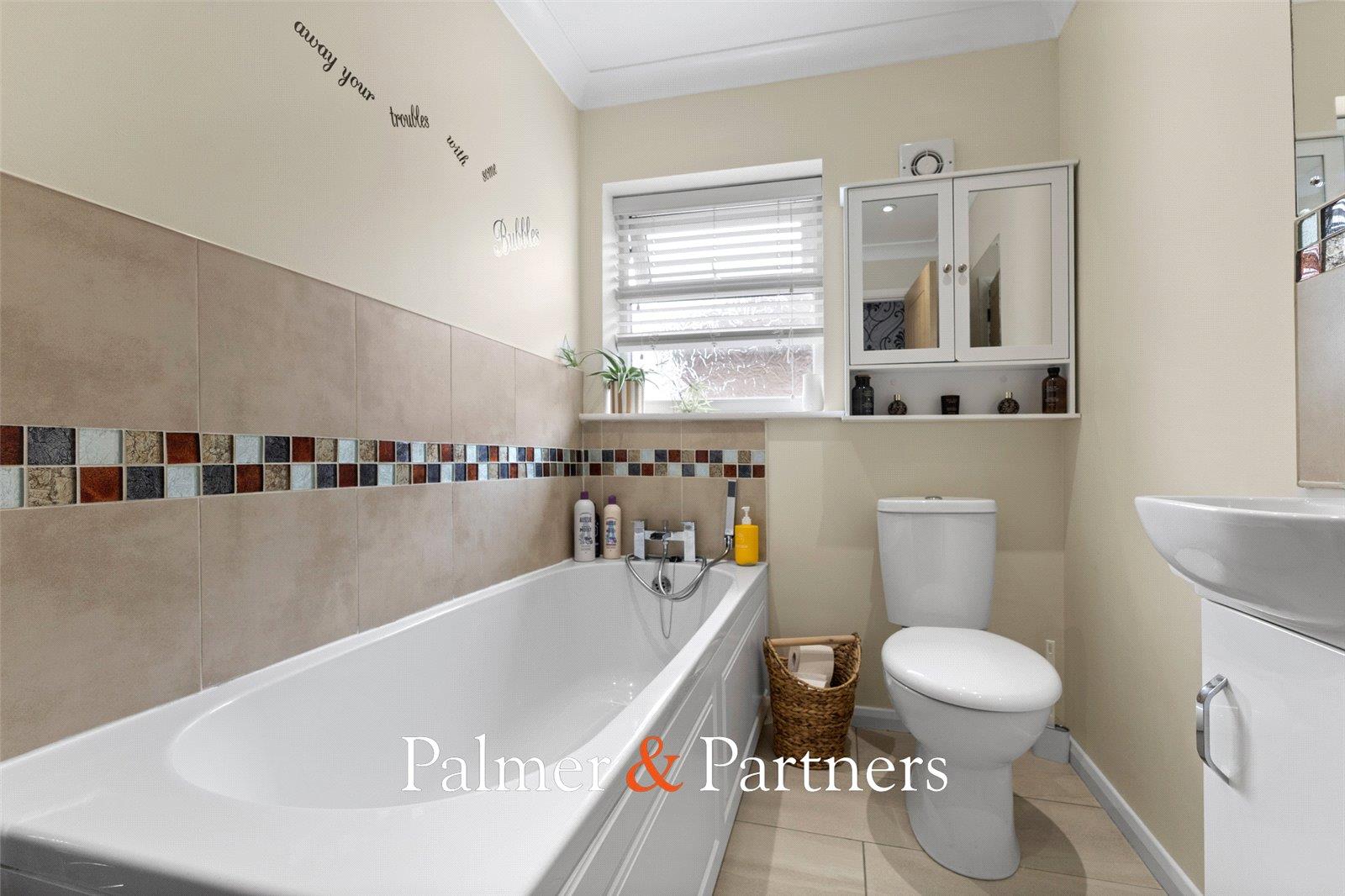 Property Image e16de643-e35e-40b6-ad51-828cc87f856c