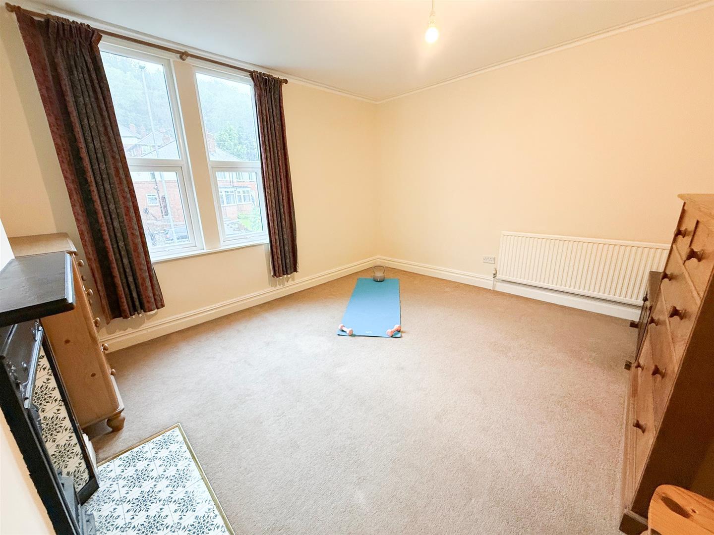 Property Image e17c094f-aa0f-4968-9f4c-5bccbf57f281
