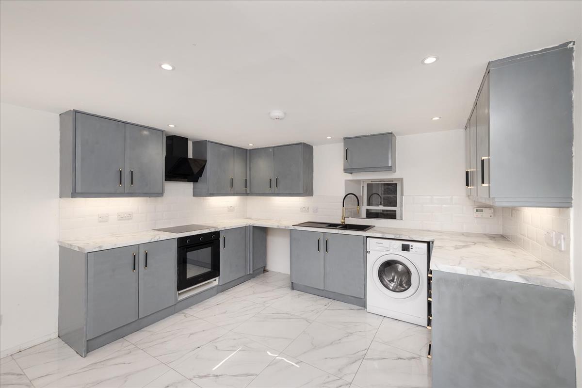Property Image e17d395a-0a12-42c3-a7a5-050f69d8b274