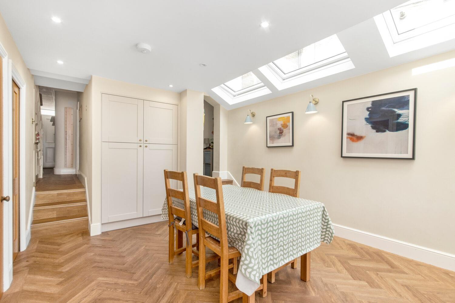 Property Image e17eb4c8-1bd0-4e48-8a35-b5c79235c431