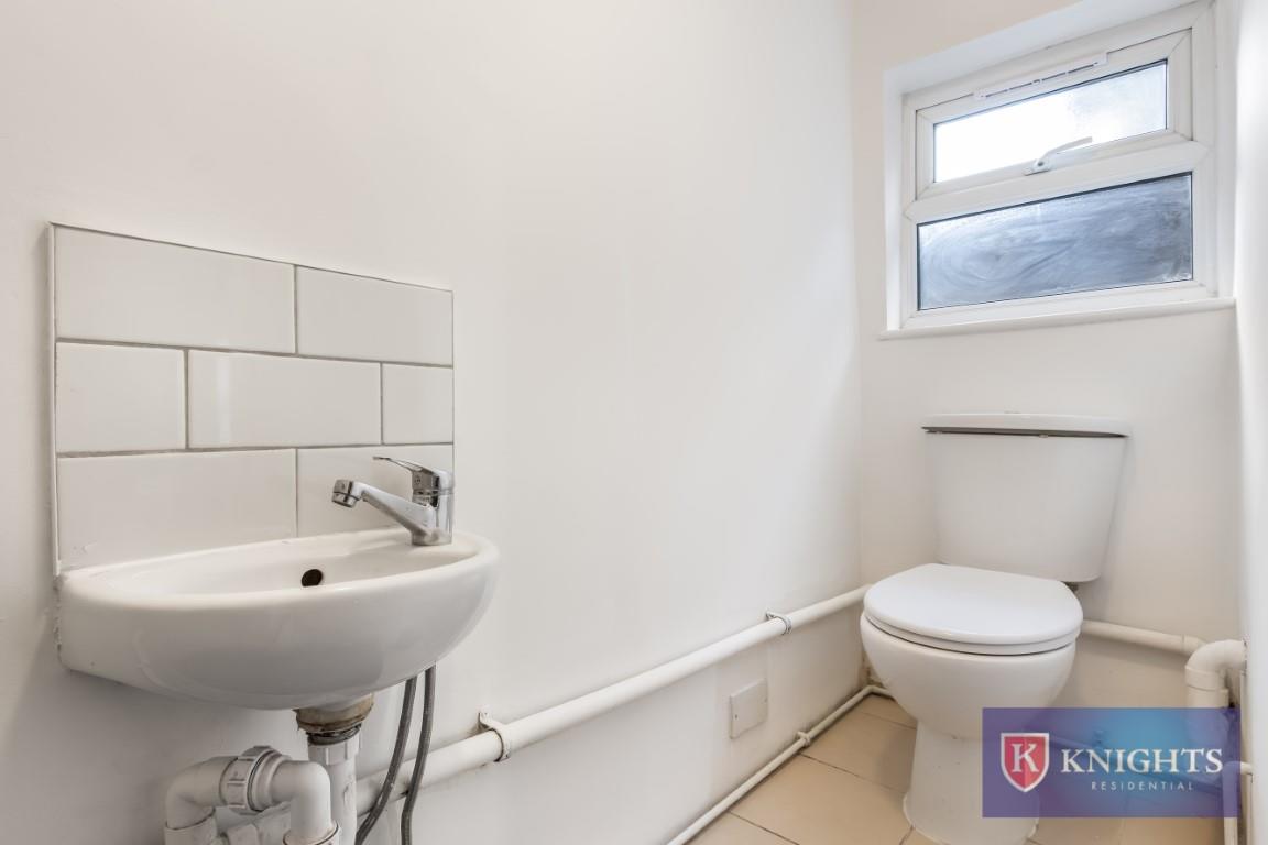 Property Image e17f79c3-0666-40b9-903f-7c3206fc9b15