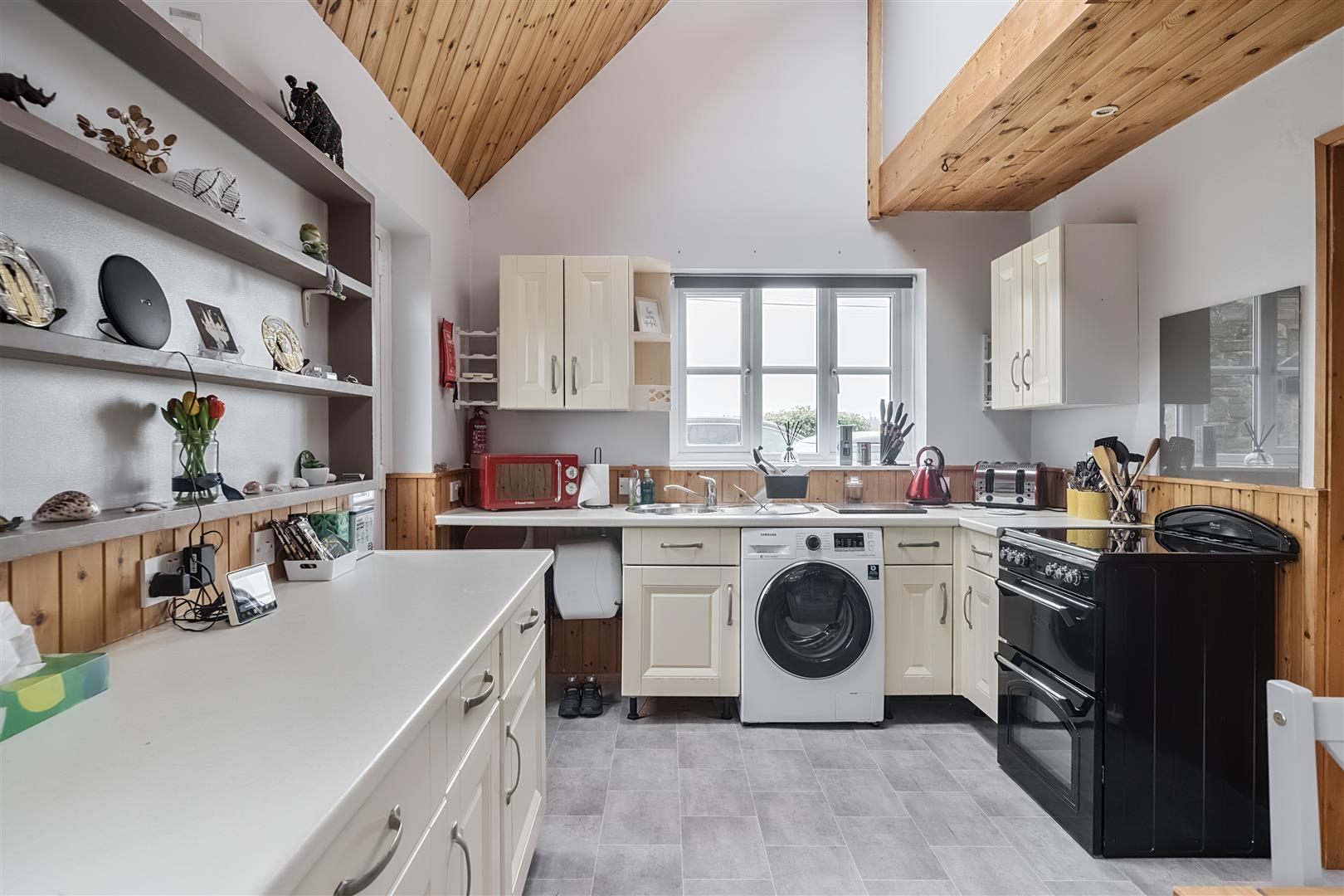 Property Image e1838c89-861f-4ae3-b8cd-65f6311646bb