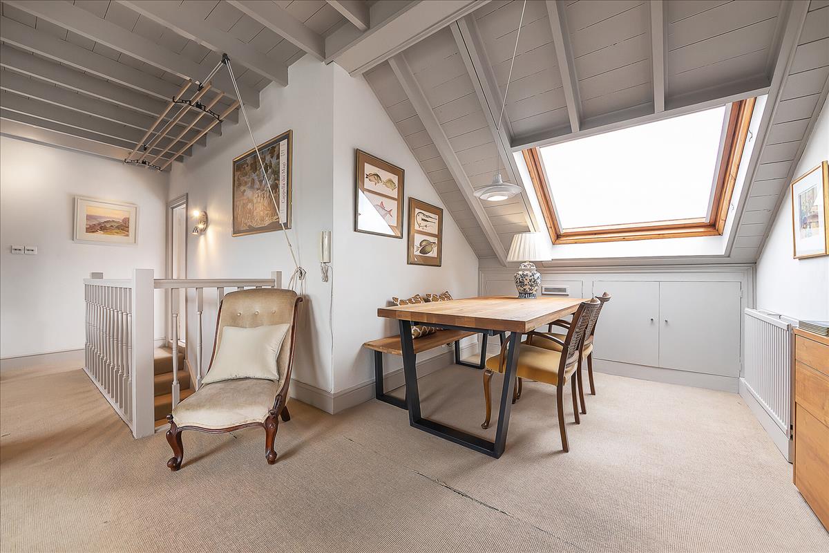 Property Image e19d4432-7c01-44de-af6c-8f8a38f1d01b