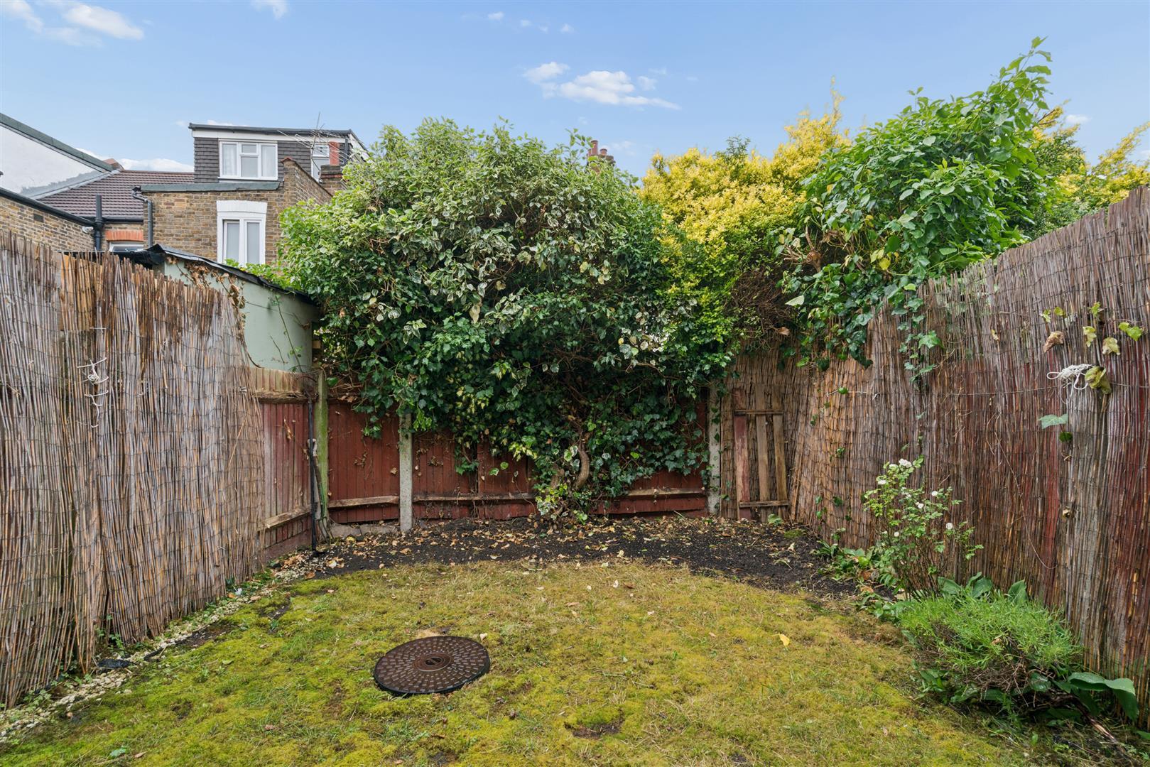Property Image e19ef0ef-54e8-4cdc-984f-29d451a99f45
