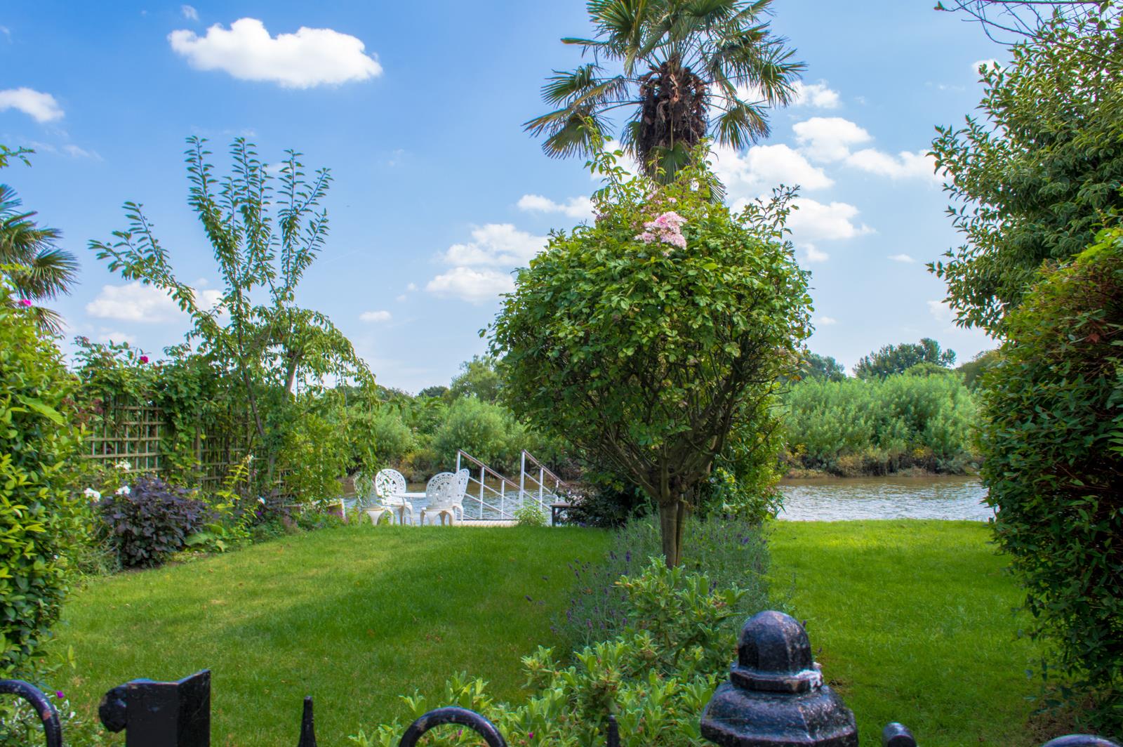 Property Image e19ef2cd-eb2b-4aca-85e0-f9e0b4dac7ac