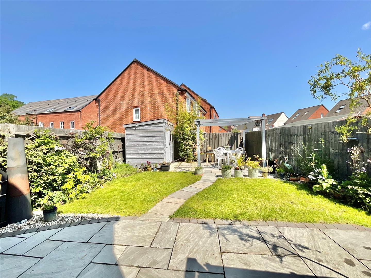 Property Image e19f47a7-8d5a-4cc7-83dc-430ad978948d