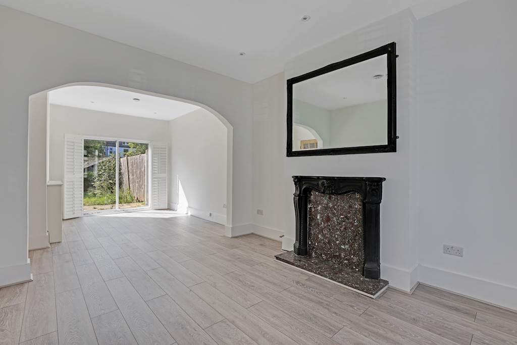 Property Image e1d8181b-ae8f-4b92-b156-2c1aa9b2c7bf