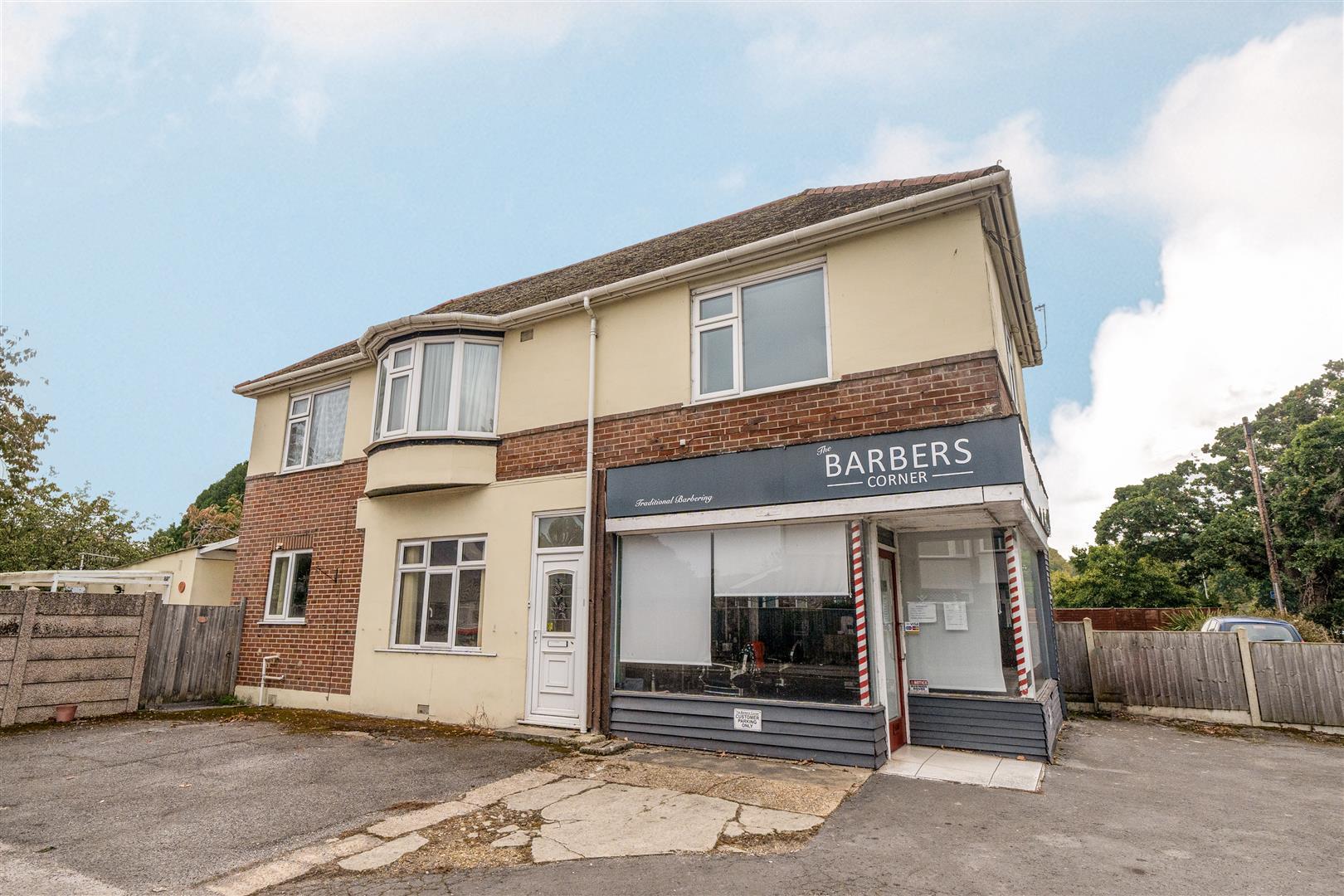 Property Image e1e80621-d949-422b-baa9-d22e32ff73c9
