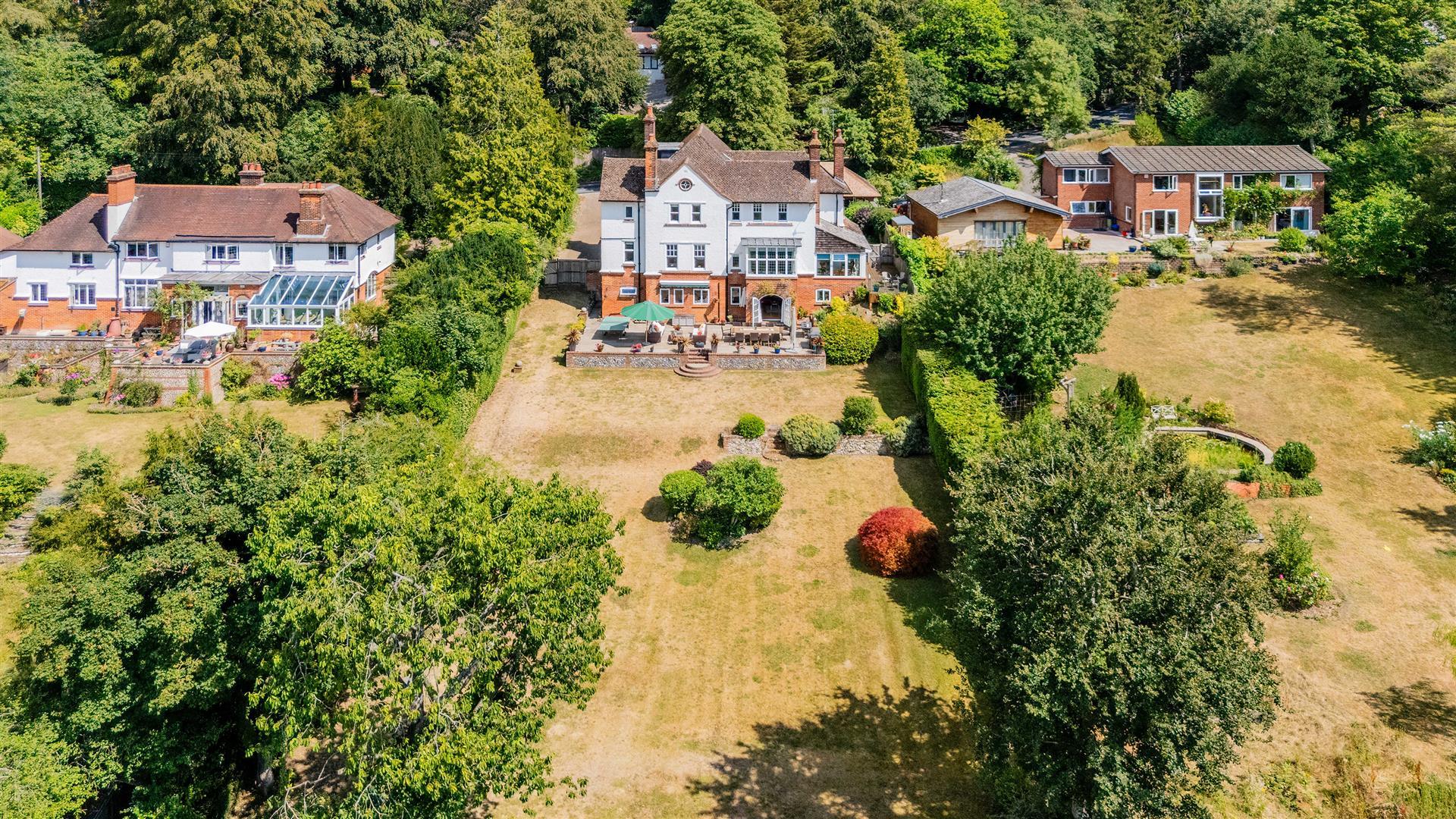 Property Image e1f0ee1b-eedf-4e1c-bdf3-330120e178b3