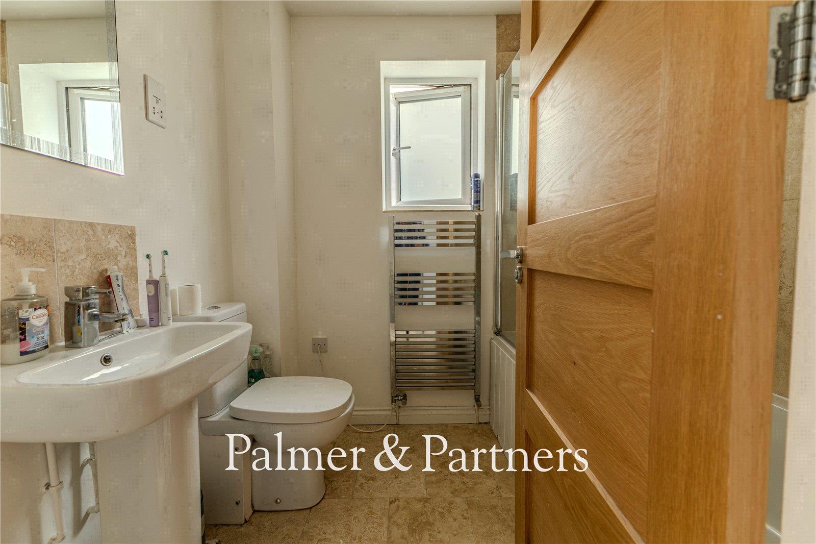 Property Image e220ba34-e9bd-4538-aa0e-3ea5acd8e7f7
