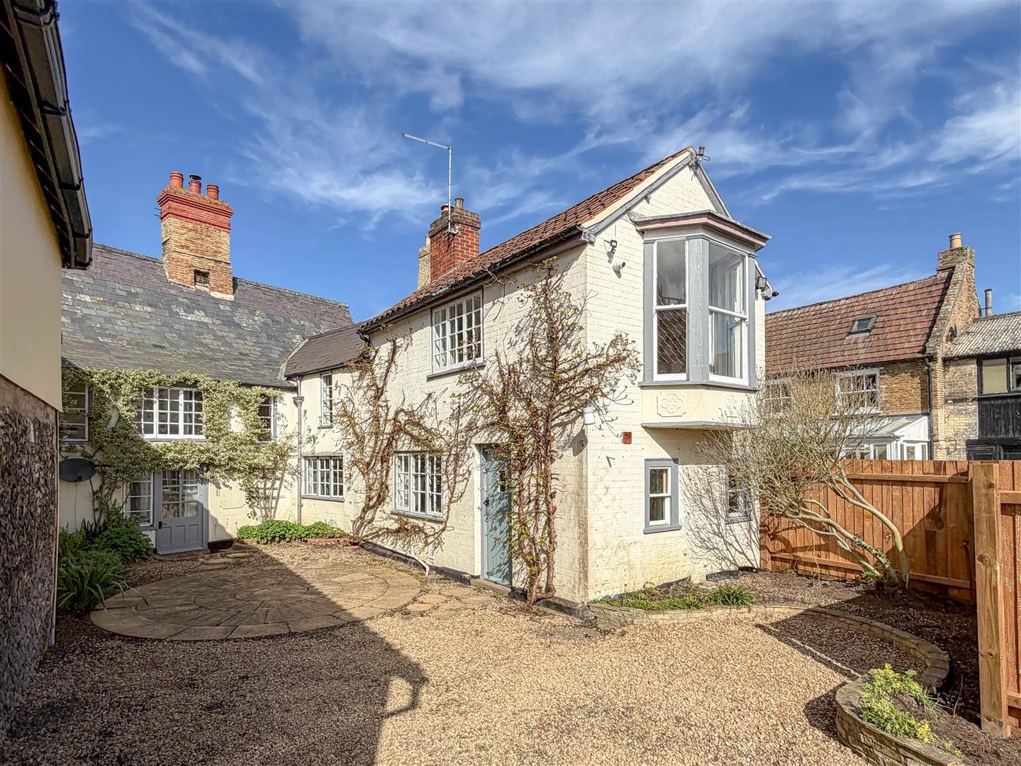 Property Image e222e292-b339-4b38-944d-a8baa548103b