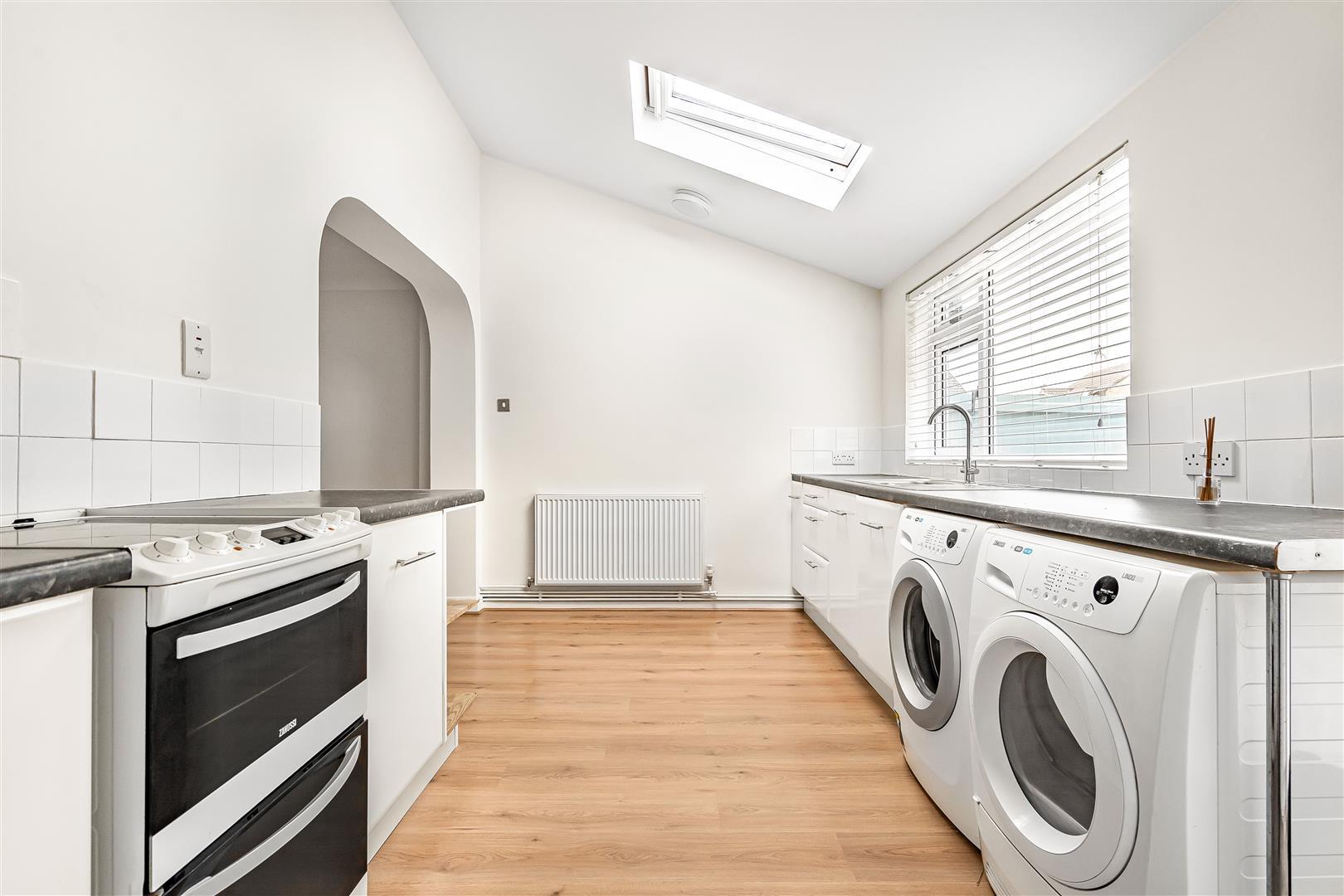 Property Image e234279a-f0d8-410e-929f-0483242a98e1