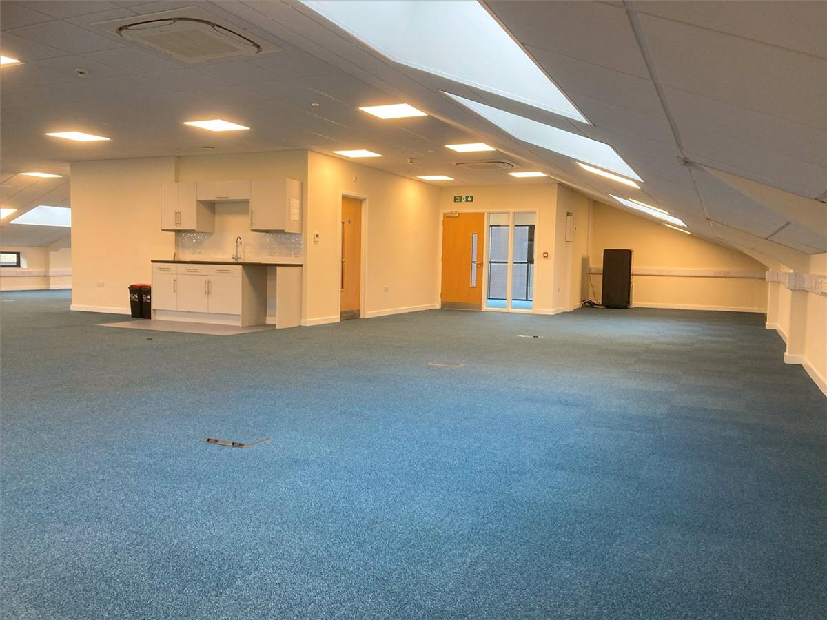 Property Image e2400bb0-ba7e-421c-be0f-c1923cef1ee1