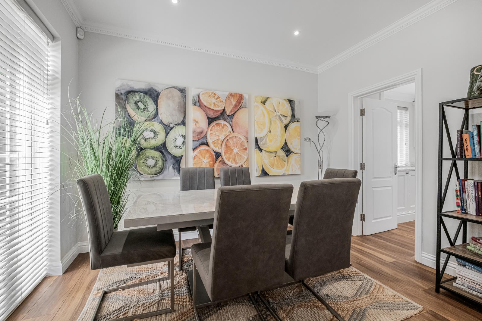 Property Image e242457e-04e1-4689-ae6c-881e92fa637a