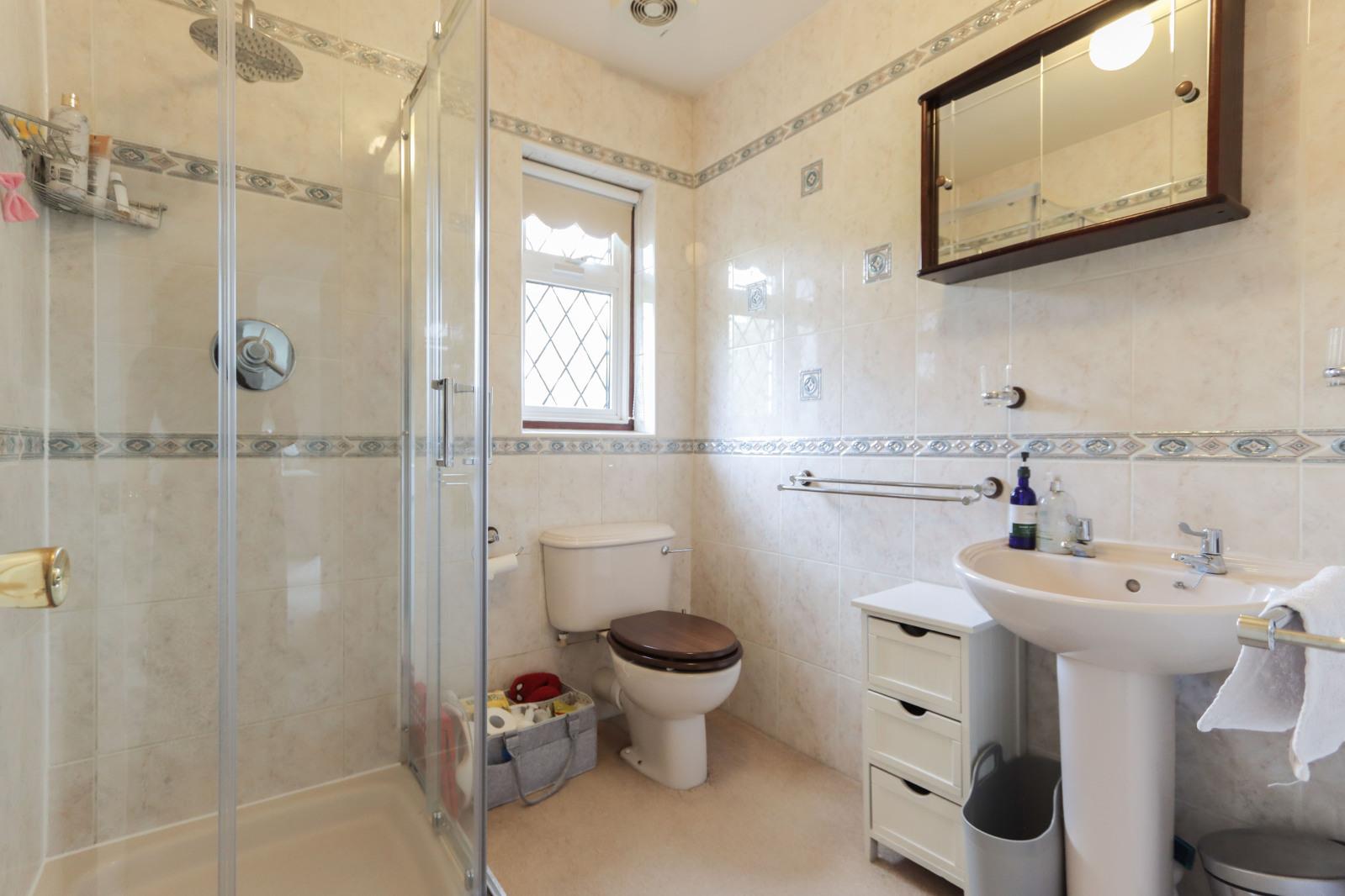 Property Image e24575d6-f775-413d-85e4-fc794362667d
