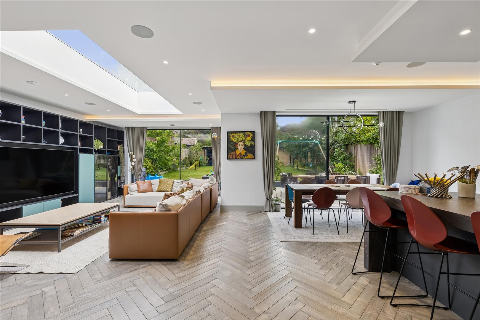 Property Image e246e3e6-0b77-41ee-8afb-de4ade9880a6
