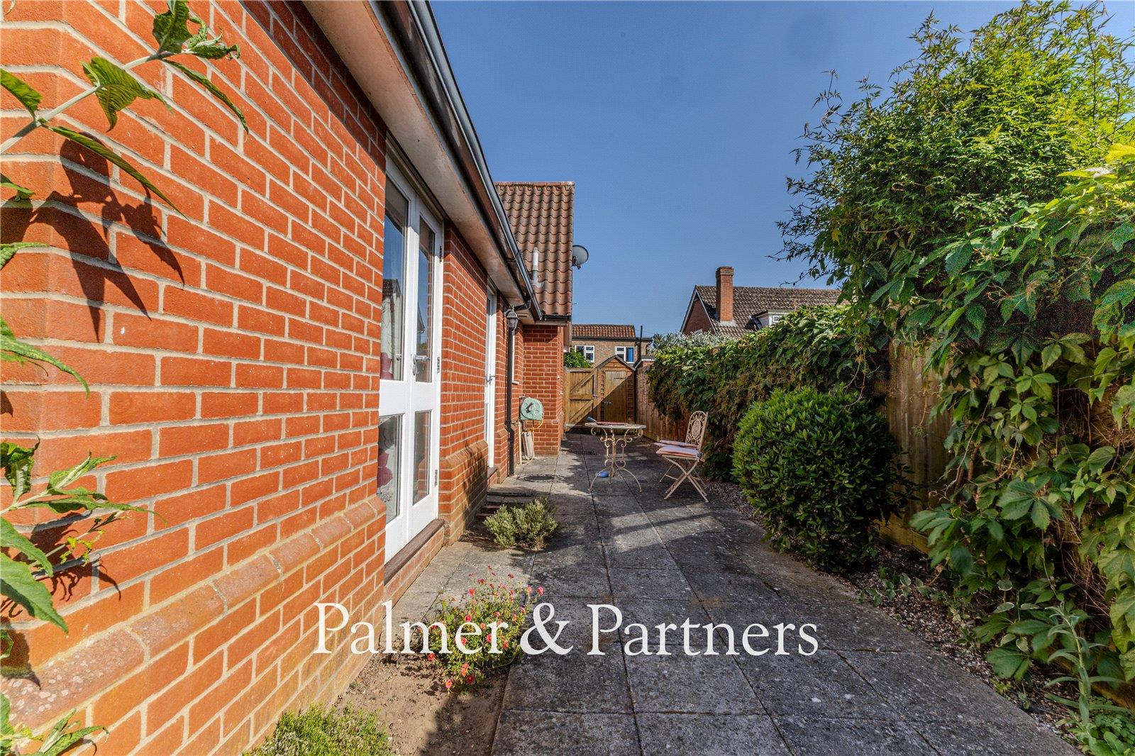 Property Image e24e722c-f011-47ba-8a76-104c286d4880