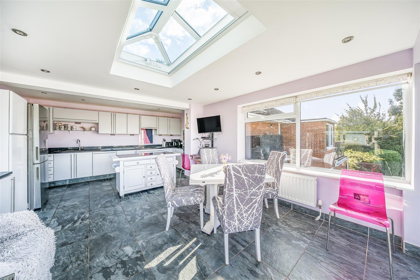 Property Image e255dd18-6cc1-4d94-9176-4d2e91d5a072
