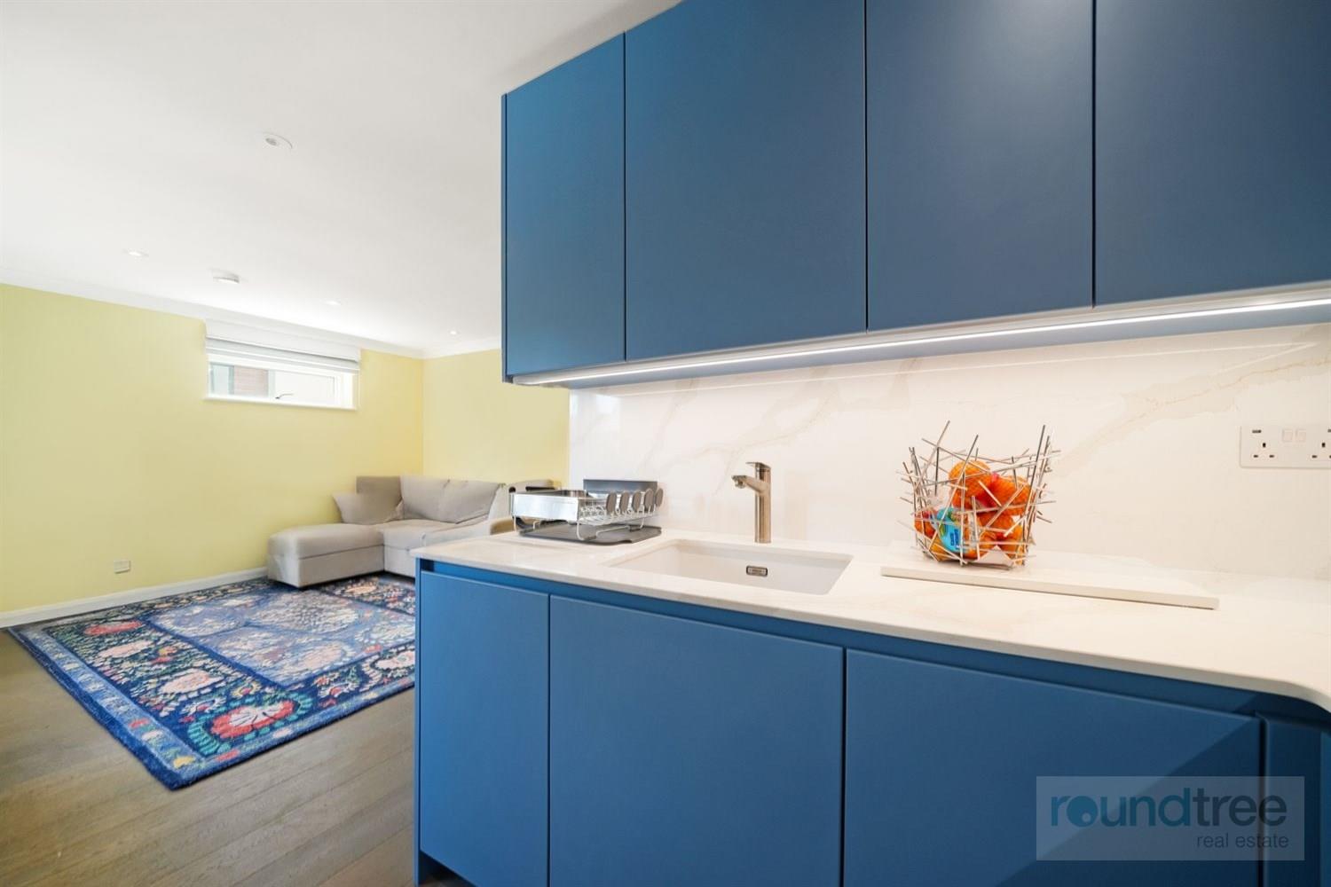 Property Image e257e71a-bb57-4746-a55f-c2b08850e719