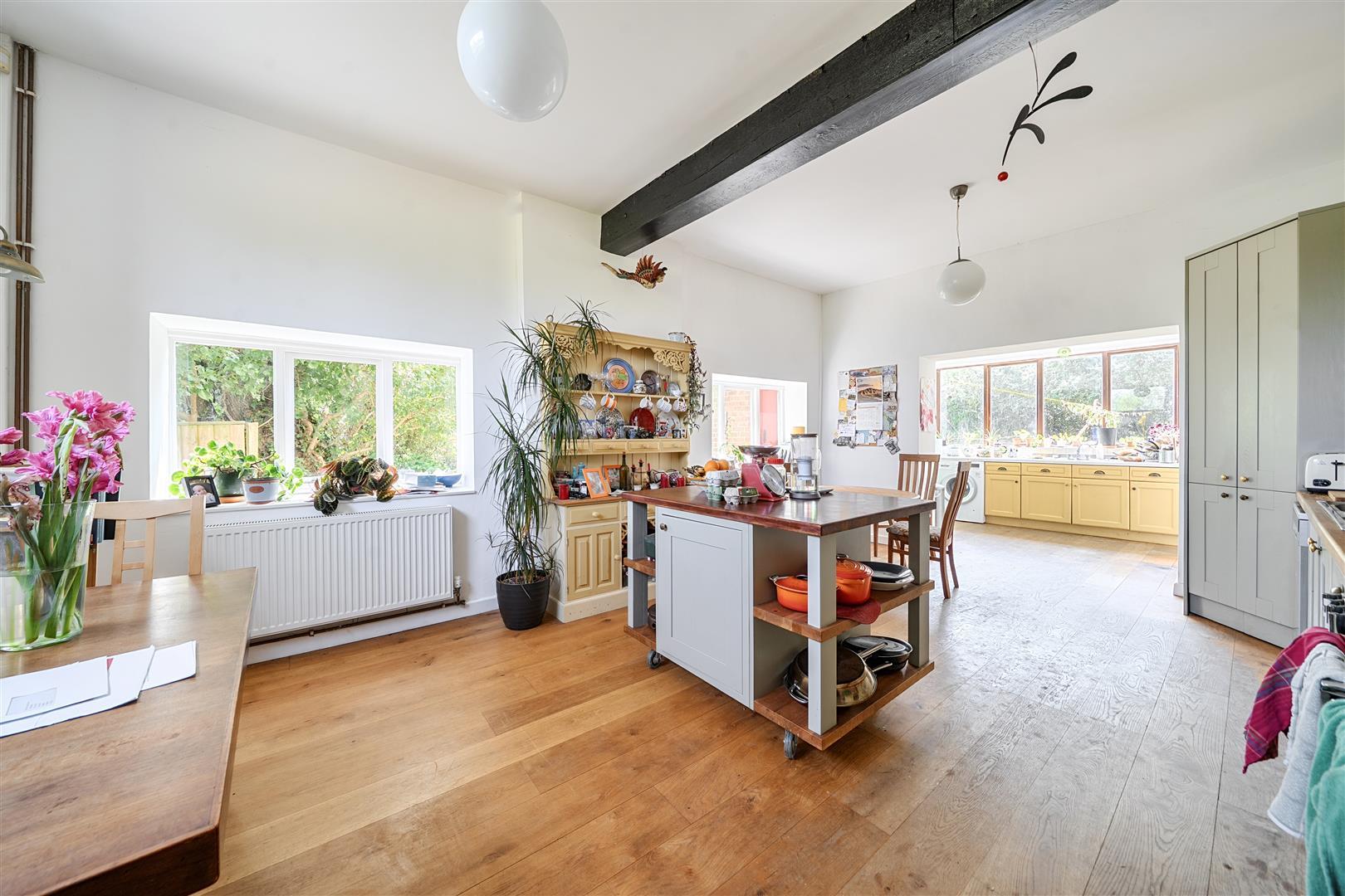 Property Image e25874f7-aeef-4a18-9fb1-dc6cf43b581f