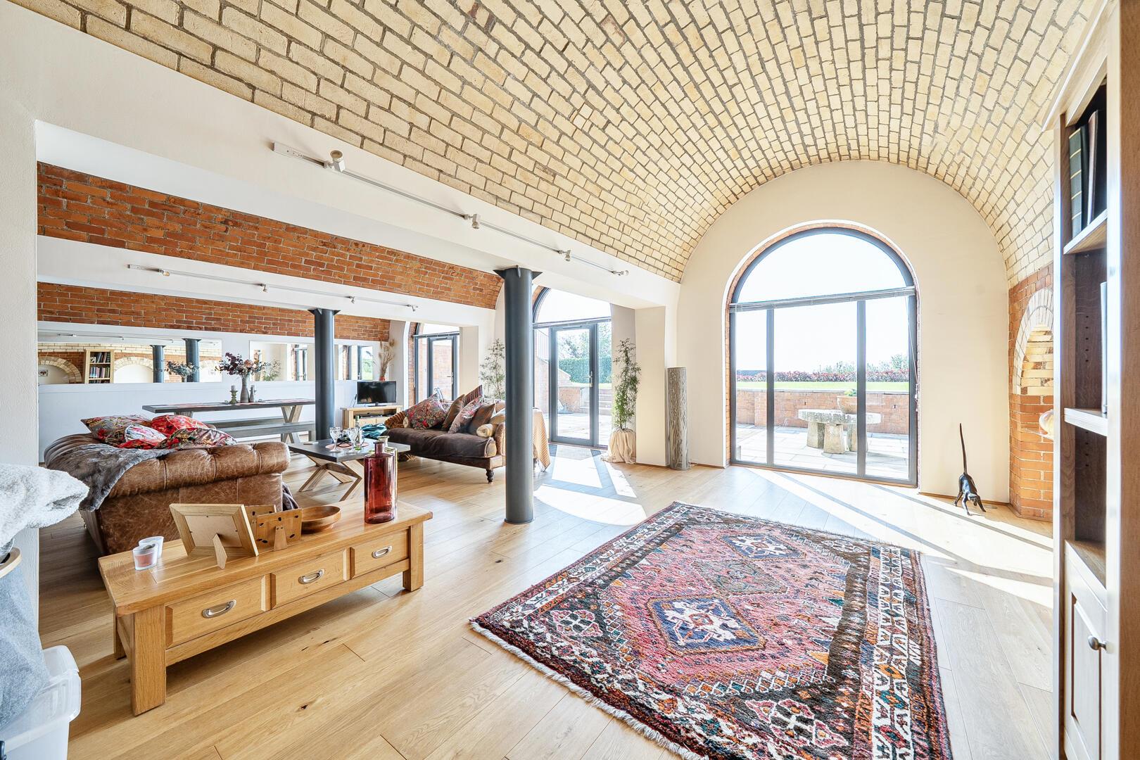 Property Image e25c5f9e-bee3-4f9c-84a8-baddede9401f