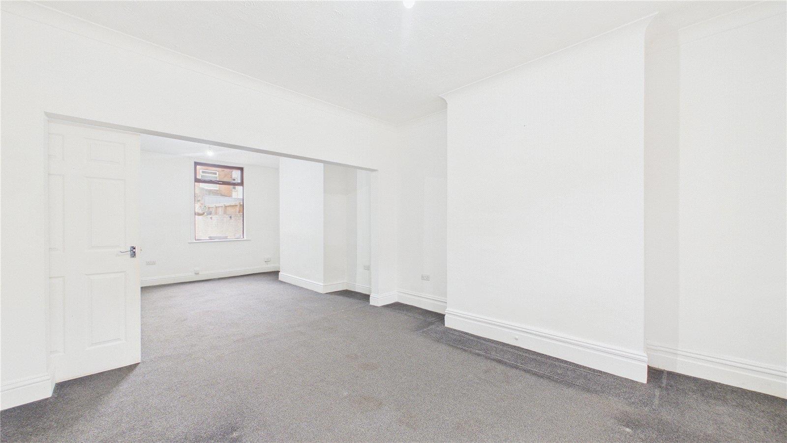 Property Image e2652388-d7cd-4678-803c-a17cf205bce3